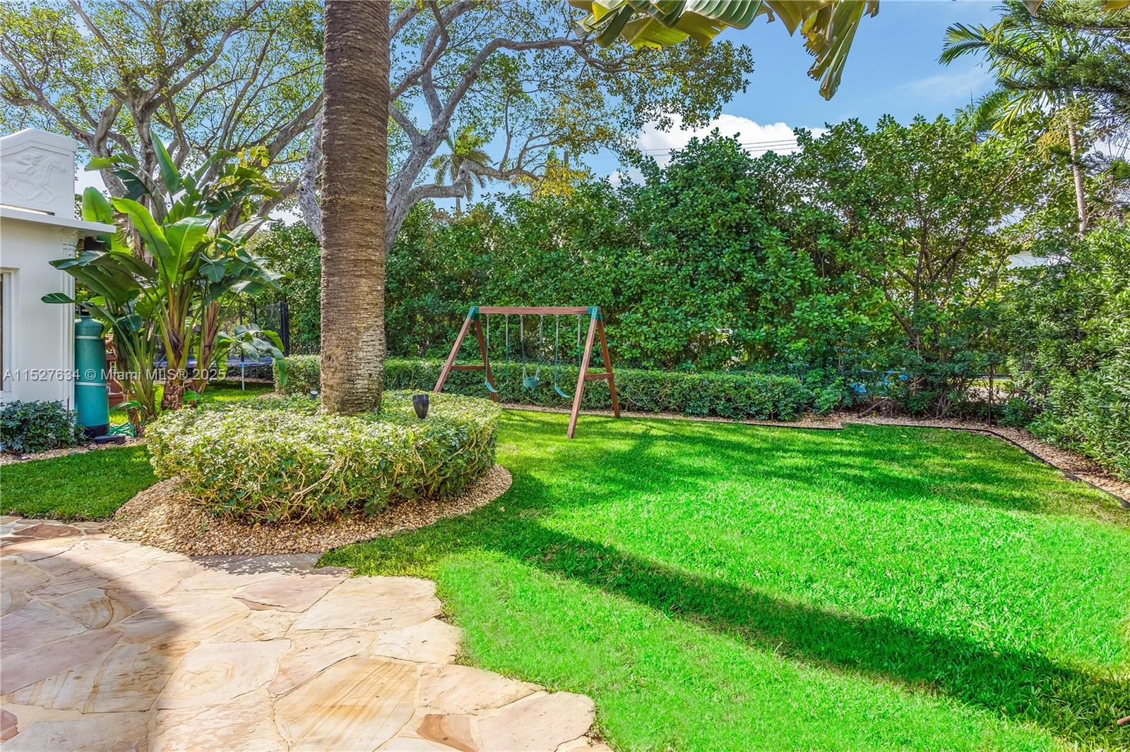 2701 Bay Rd, Miami Beach, FL, 33140 United States, 7 Bedrooms Bedrooms, ,8 BathroomsBathrooms,Residential,For Sale,Bay Rd,A11527634