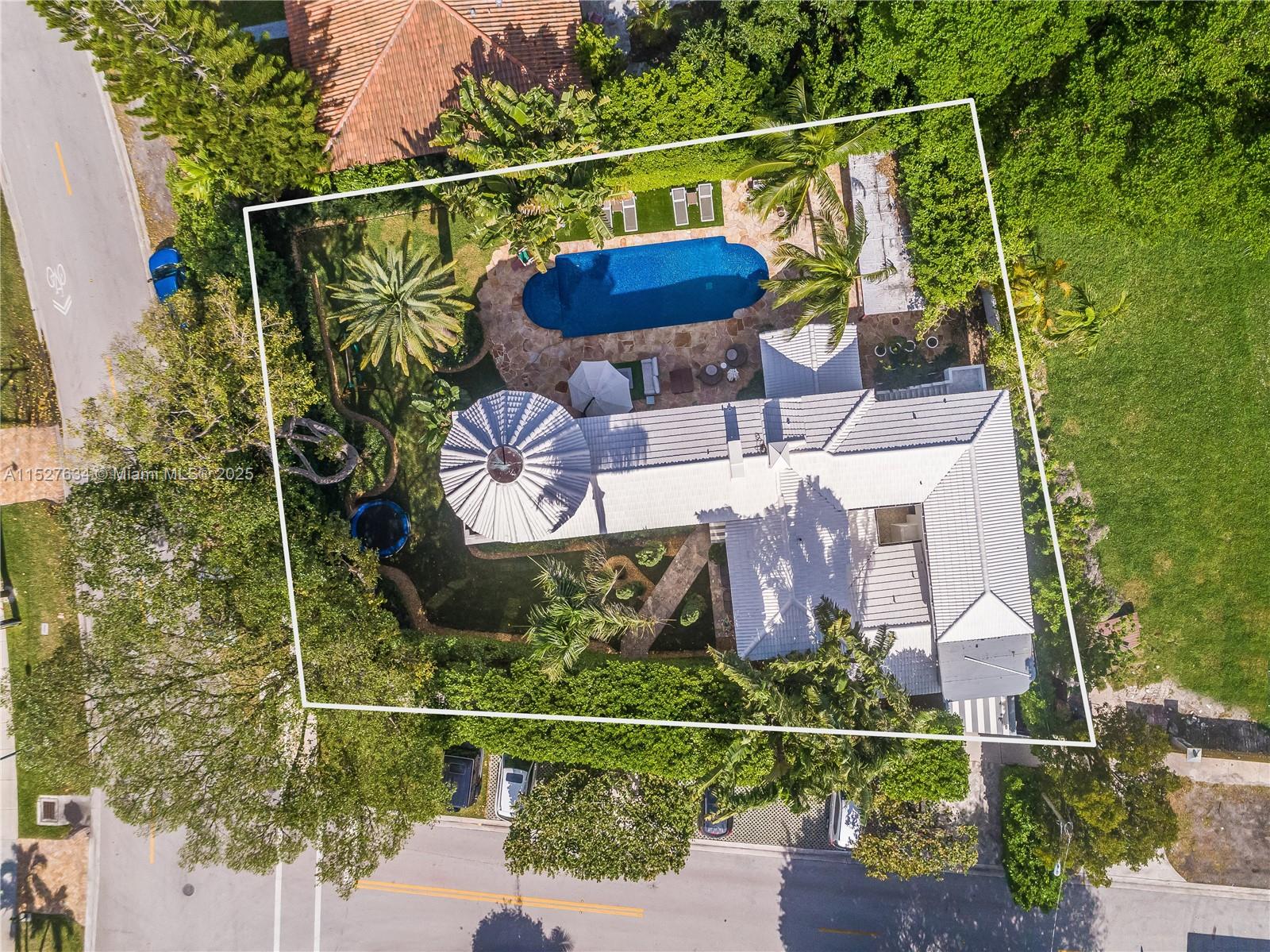 2701 Bay Rd, Miami Beach, FL, 33140 United States, 7 Bedrooms Bedrooms, ,8 BathroomsBathrooms,Residential,For Sale,Bay Rd,A11527634