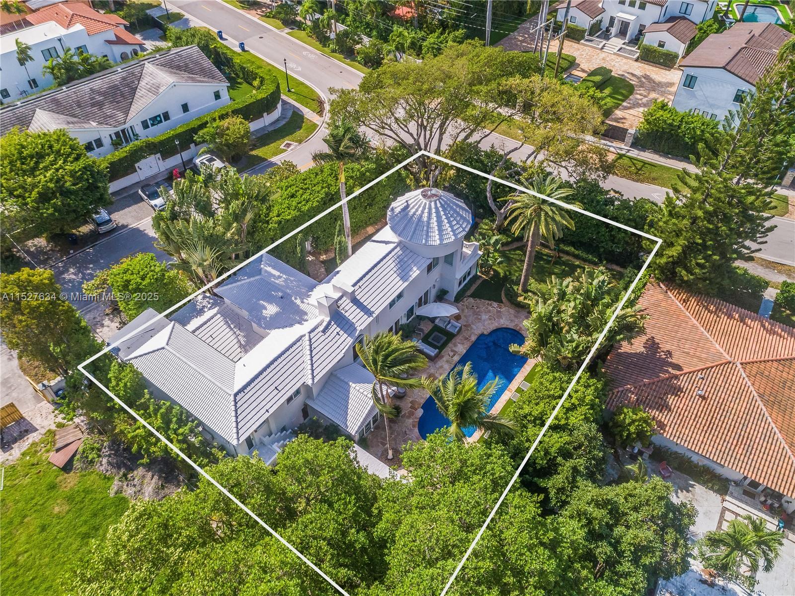 2701 Bay Rd, Miami Beach, FL, 33140 United States, 7 Bedrooms Bedrooms, ,8 BathroomsBathrooms,Residential,For Sale,Bay Rd,A11527634