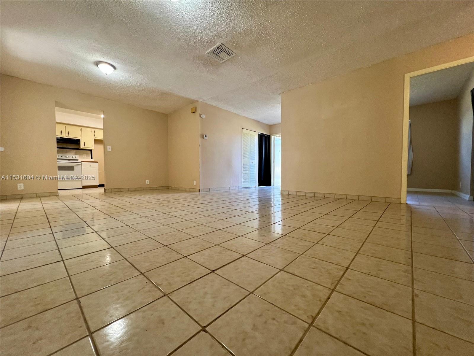 6990 SW 1st St, Margate, Florida 33068, 5 Bedrooms Bedrooms, ,2 BathroomsBathrooms,Residential,For Sale,6990 SW 1st St,A11531604