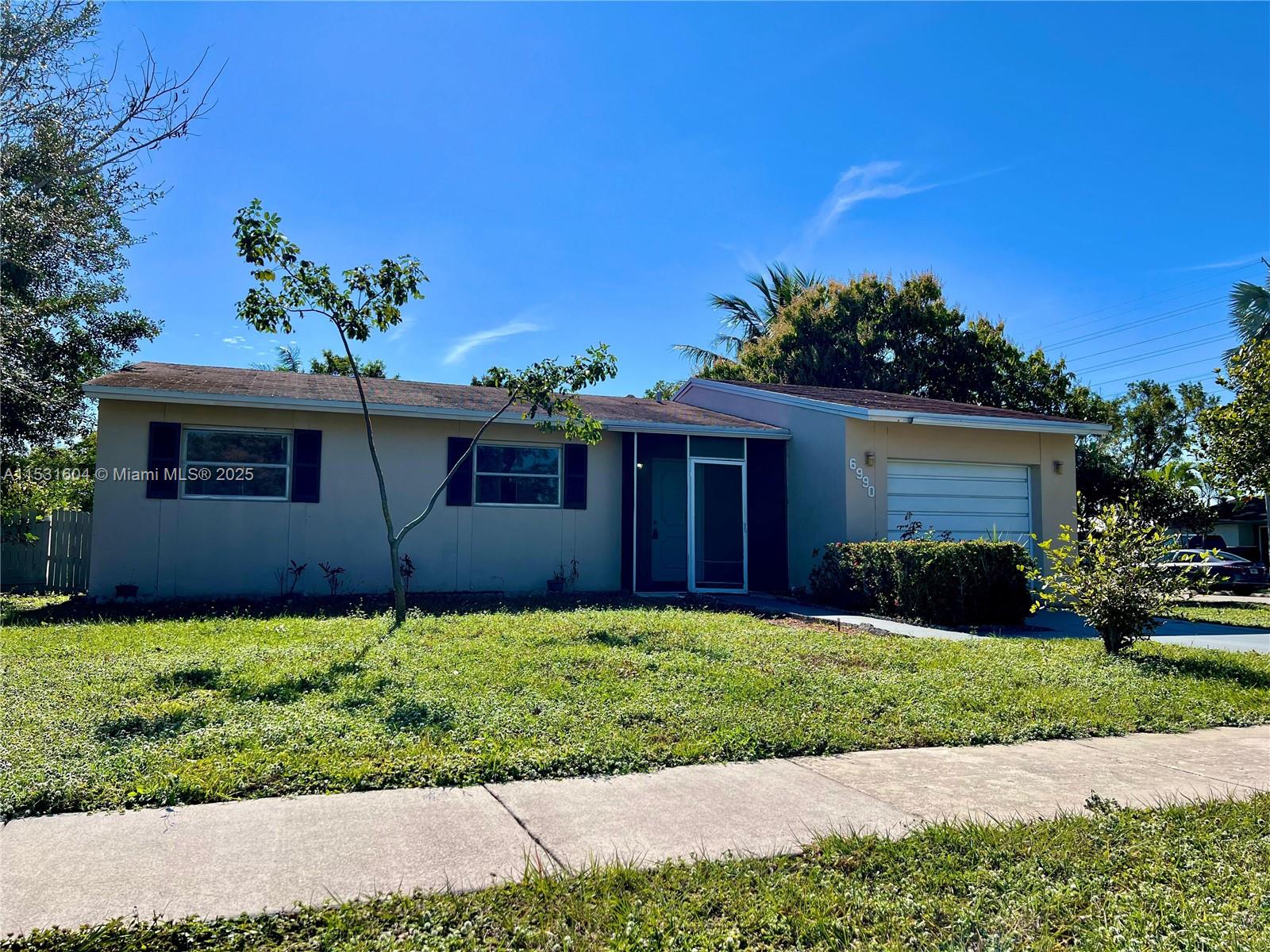 6990 SW 1st St, Margate, Florida 33068, 5 Bedrooms Bedrooms, ,2 BathroomsBathrooms,Residential,For Sale,6990 SW 1st St,A11531604