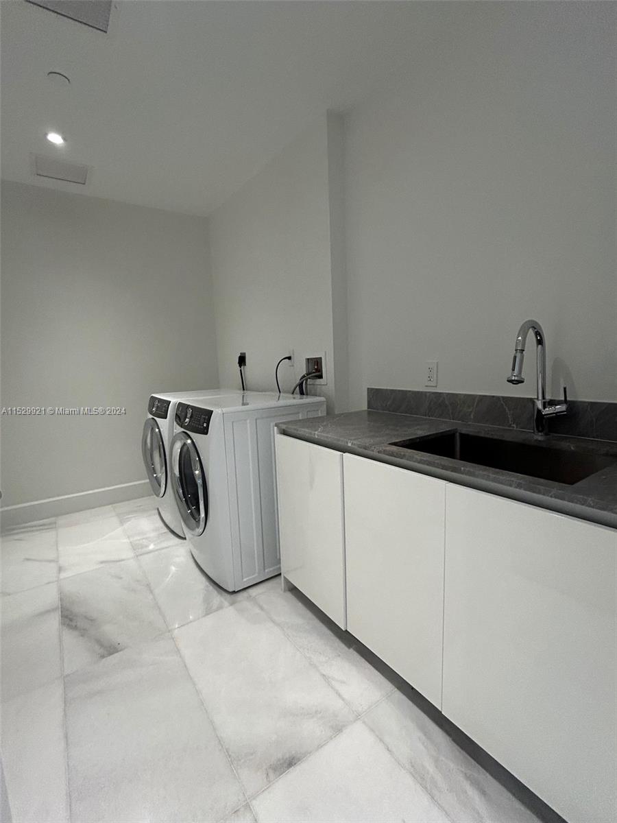 700 NE 26th Terrace 2602, Miami, Florida 33137, 2 Bedrooms Bedrooms, ,3 BathroomsBathrooms,Residential,For Sale,700 NE 26th Terrace 2602,A11529921