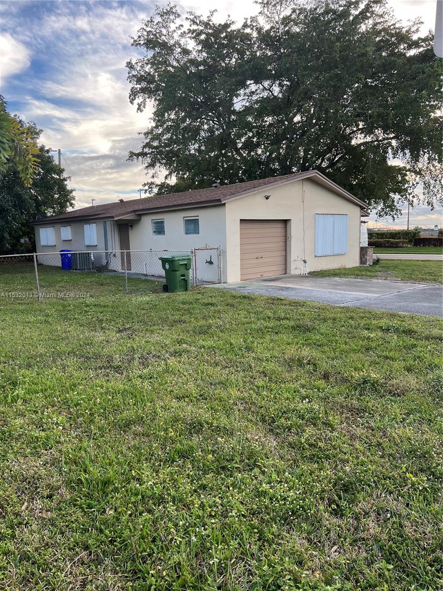 1001 72nd Ave, Pembroke Pines, FL, 33023 United States, 3 Bedrooms Bedrooms, ,2 BathroomsBathrooms,Residential,For Sale,72nd Ave,A11532013