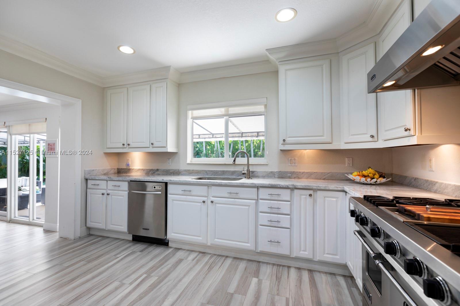 410 Bargello Ave, Coral Gables, Florida 33146, 3 Bedrooms Bedrooms, ,3 BathroomsBathrooms,Residential,For Sale,410 Bargello Ave,A11527125