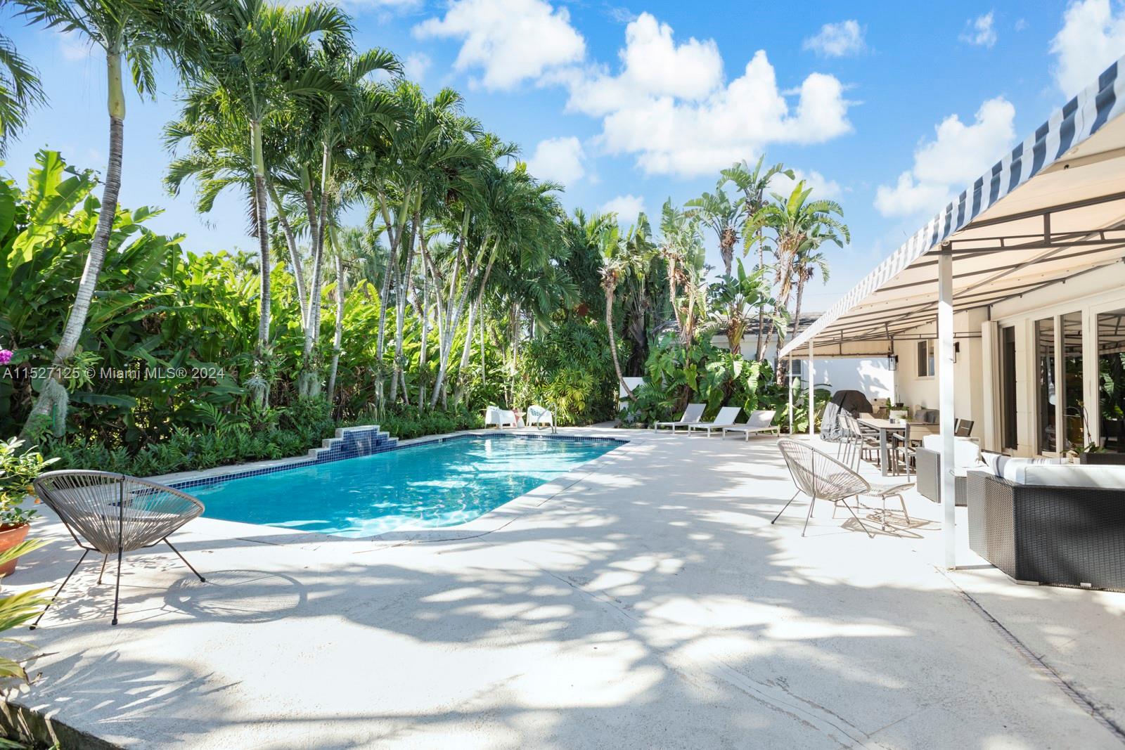 410 Bargello Ave, Coral Gables, Florida 33146, 3 Bedrooms Bedrooms, ,3 BathroomsBathrooms,Residential,For Sale,410 Bargello Ave,A11527125