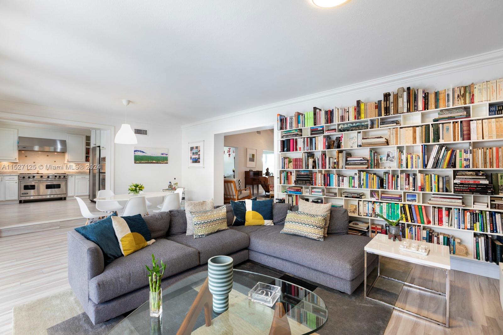 410 Bargello Ave, Coral Gables, Florida 33146, 3 Bedrooms Bedrooms, ,3 BathroomsBathrooms,Residential,For Sale,410 Bargello Ave,A11527125