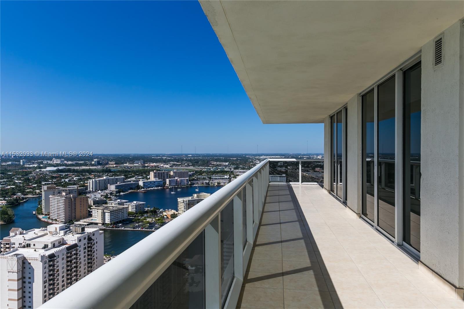 1830 S OCEAN DR 3906, Hallandale Beach, Florida 33009, 2 Bedrooms Bedrooms, ,2 BathroomsBathrooms,Residentiallease,For Rent,1830 S OCEAN DR 3906,A11532033