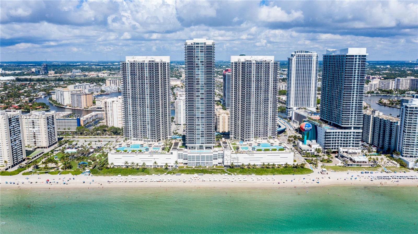1830 S OCEAN DR 3906, Hallandale Beach, Florida 33009, 2 Bedrooms Bedrooms, ,2 BathroomsBathrooms,Residentiallease,For Rent,1830 S OCEAN DR 3906,A11532033