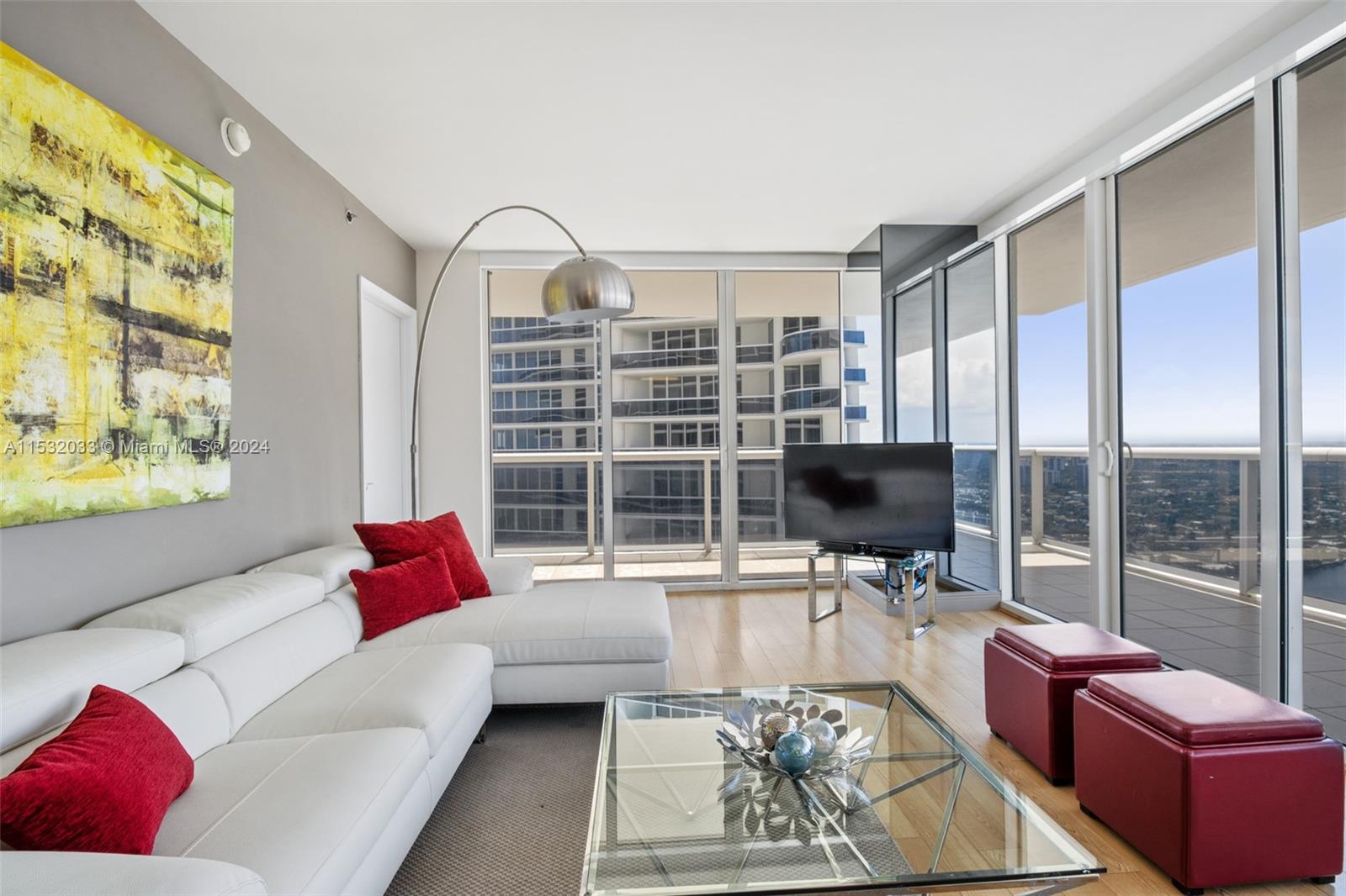 1830 S OCEAN DR 3906, Hallandale Beach, Florida 33009, 2 Bedrooms Bedrooms, ,2 BathroomsBathrooms,Residentiallease,For Rent,1830 S OCEAN DR 3906,A11532033