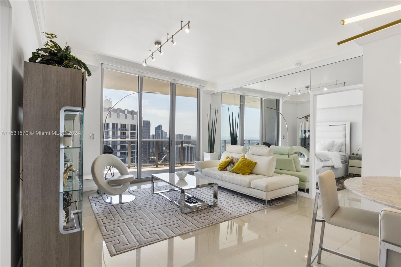 488 NE 18TH ST PH04, Miami, Florida 33132, 2 Bedrooms Bedrooms, ,3 BathroomsBathrooms,Residential,For Sale,488 NE 18TH ST PH04,A11531570