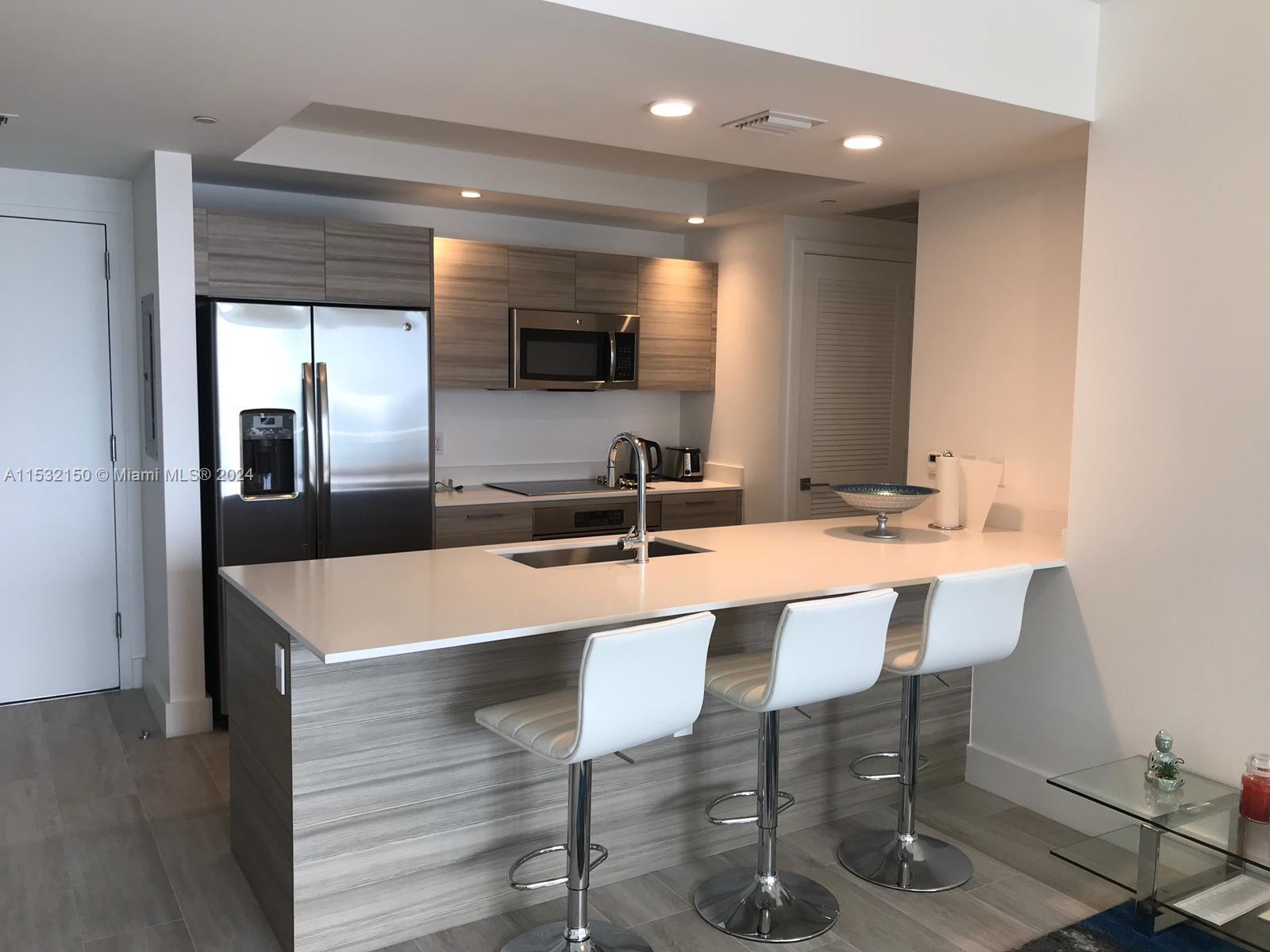 121 NE 34th St 2602, Miami, Florida 33137, 2 Bedrooms Bedrooms, ,2 BathroomsBathrooms,Residentiallease,For Rent,121 NE 34th St 2602,A11532150