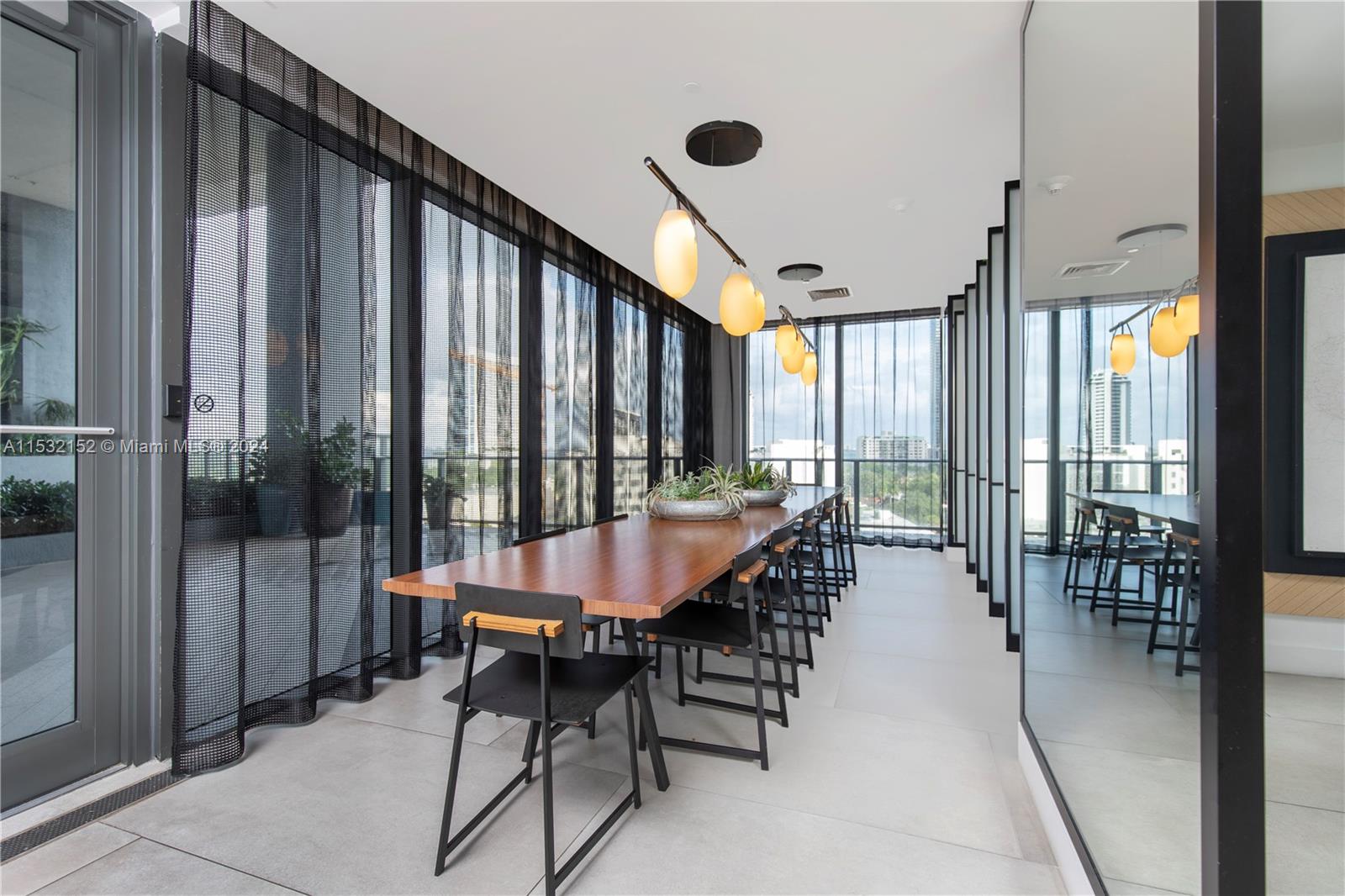 121 NE 34th St L206, Miami, Florida 33137, 1 Bedroom Bedrooms, ,1 BathroomBathrooms,Residential,For Sale,121 NE 34th St L206,A11532152