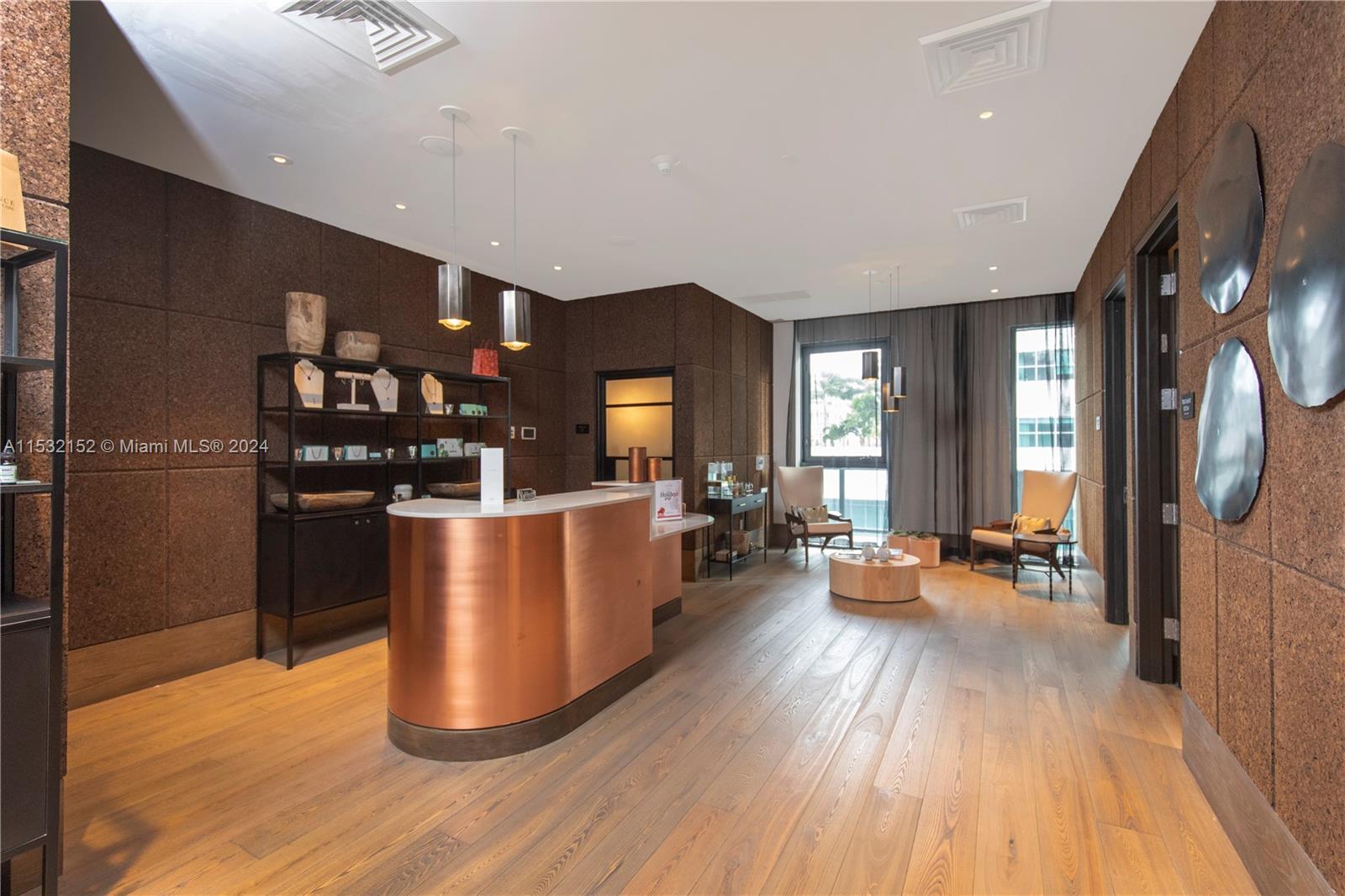 121 NE 34th St L206, Miami, Florida 33137, 1 Bedroom Bedrooms, ,1 BathroomBathrooms,Residential,For Sale,121 NE 34th St L206,A11532152