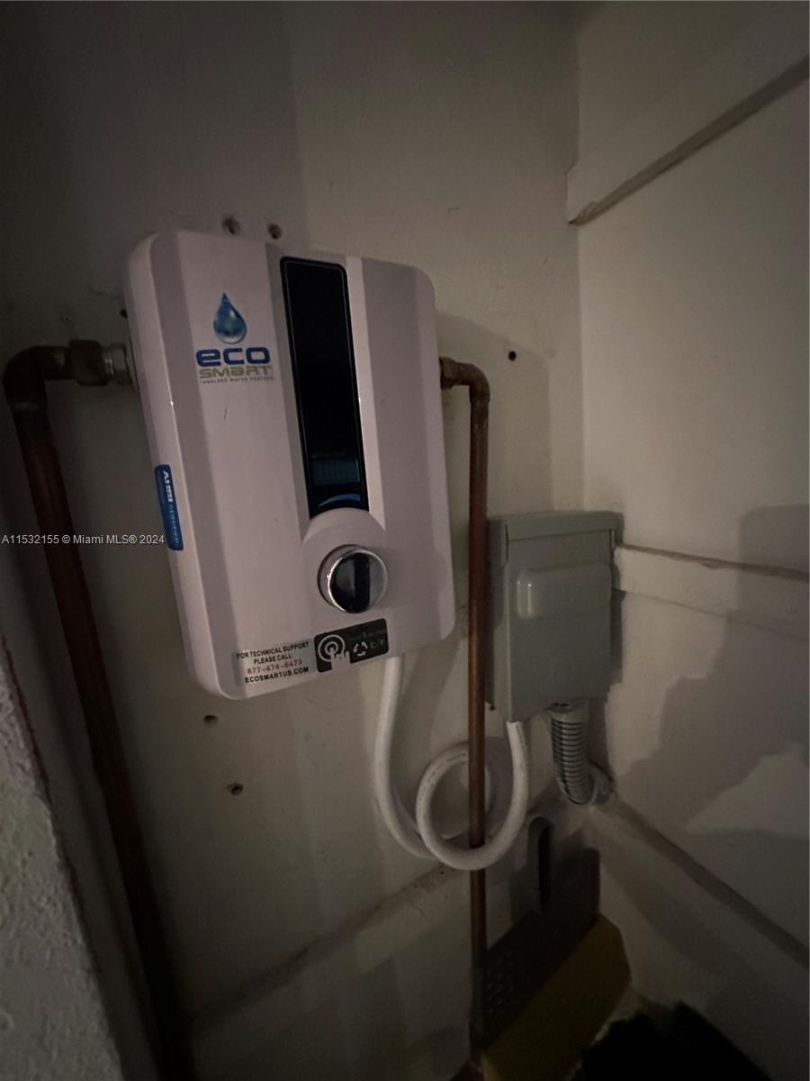 2465 SW 18th Ave 3308, Miami, Florida 33145, 1 Bedroom Bedrooms, ,1 BathroomBathrooms,Residential,For Sale,2465 SW 18th Ave 3308,A11532155