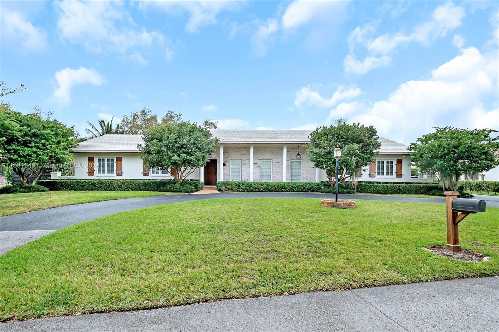 7540 SW 174th St  For Sale A11531849, FL
