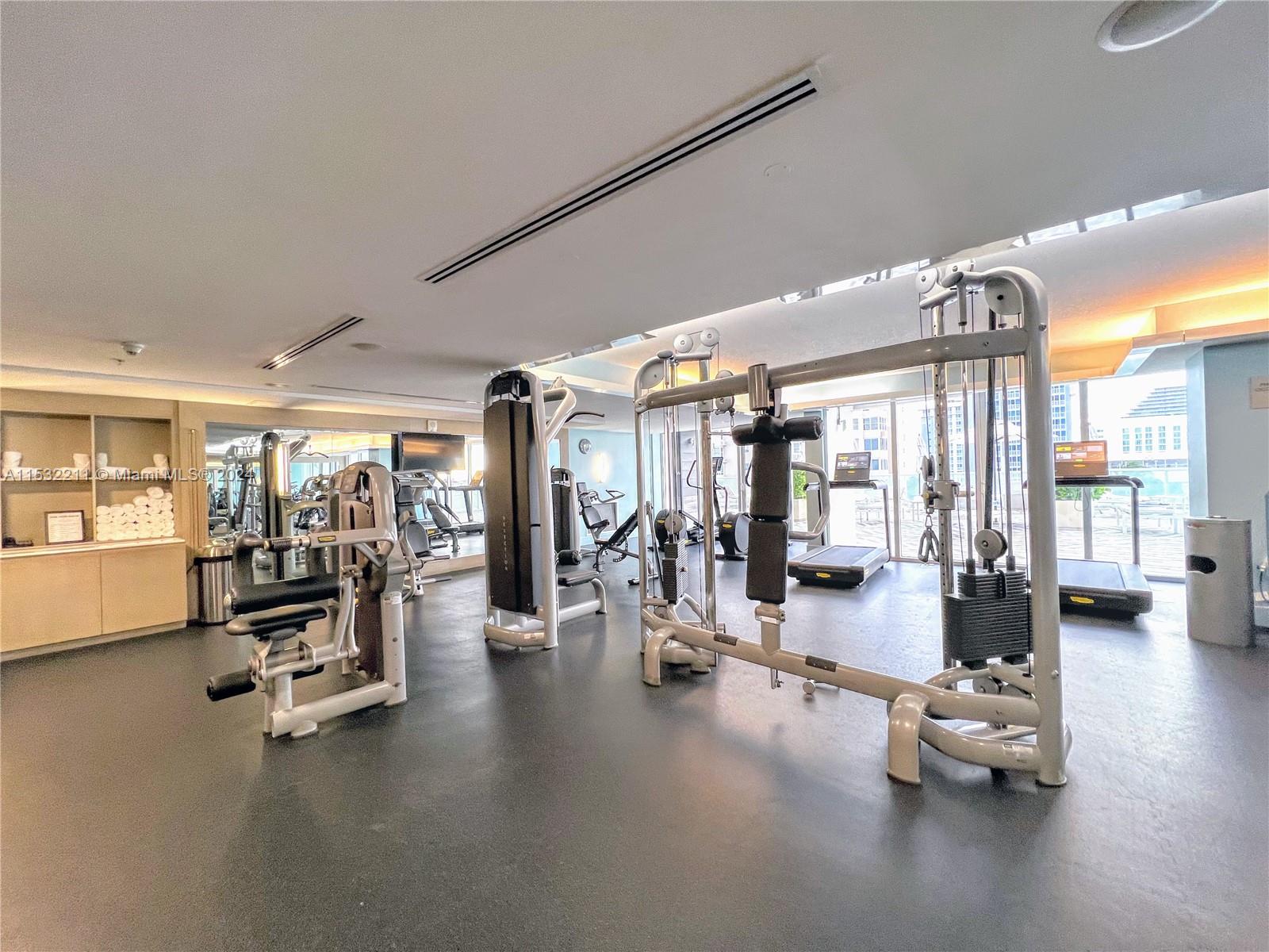 3101 Bayshore Dr 1806, Fort Lauderdale, Florida 33304, 2 Bedrooms Bedrooms, ,2 BathroomsBathrooms,Residentiallease,For Rent,3101 Bayshore Dr 1806,A11532211