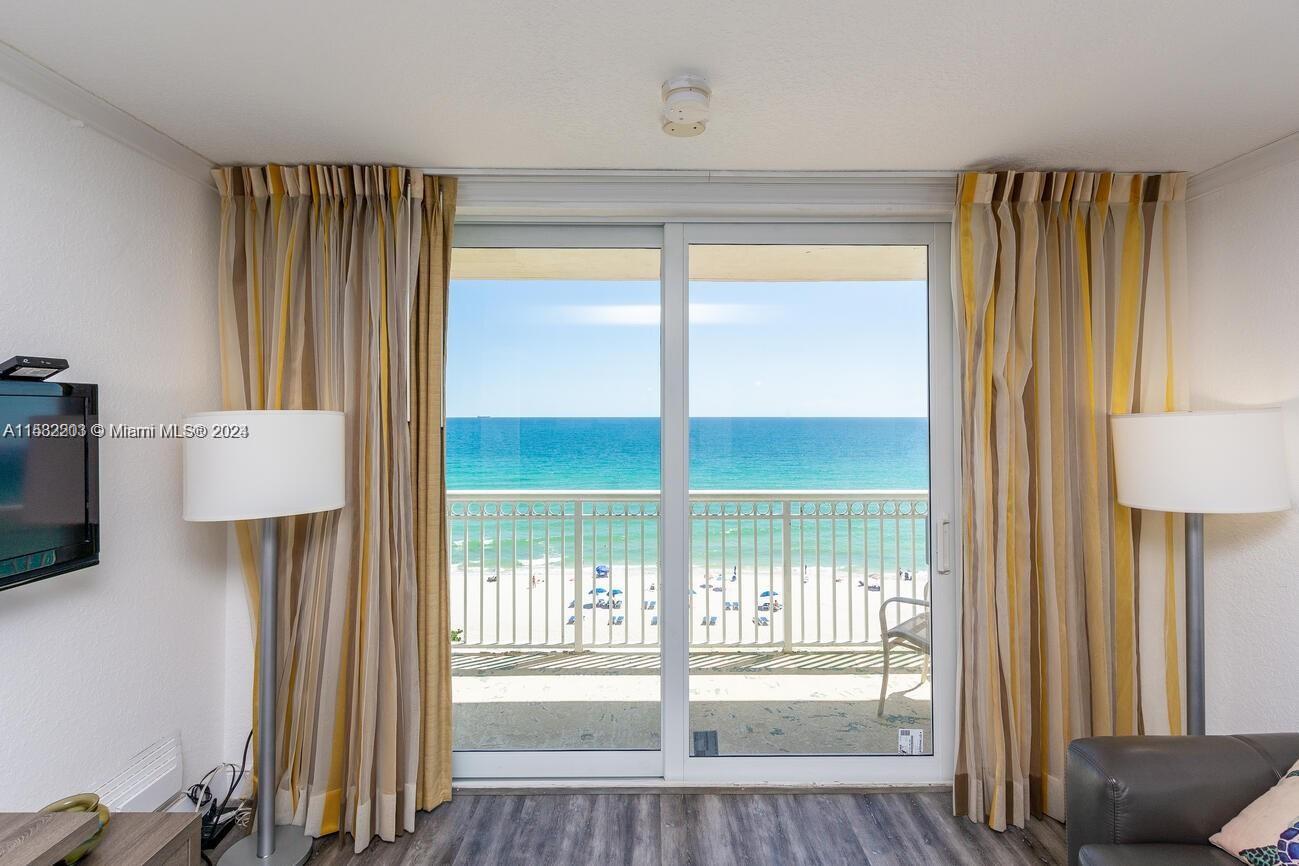 19201 Collins Ave, Sunny Isles Beach, FL, 33160 United States, 1 Bedroom Bedrooms, ,1 BathroomBathrooms,Residential,For Sale,Collins Ave,A11532203