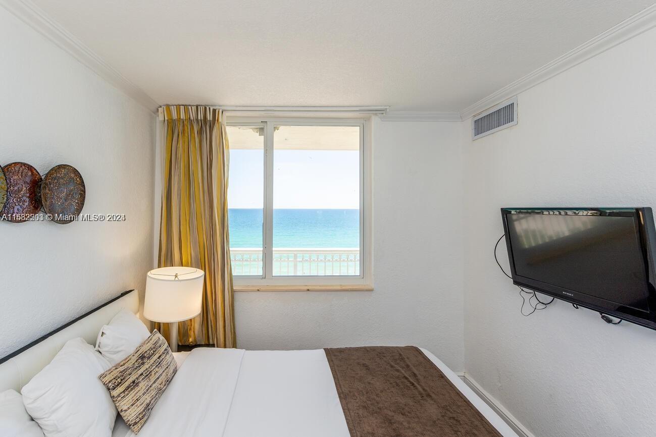 19201 Collins Ave, Sunny Isles Beach, FL, 33160 United States, 1 Bedroom Bedrooms, ,1 BathroomBathrooms,Residential,For Sale,Collins Ave,A11532203