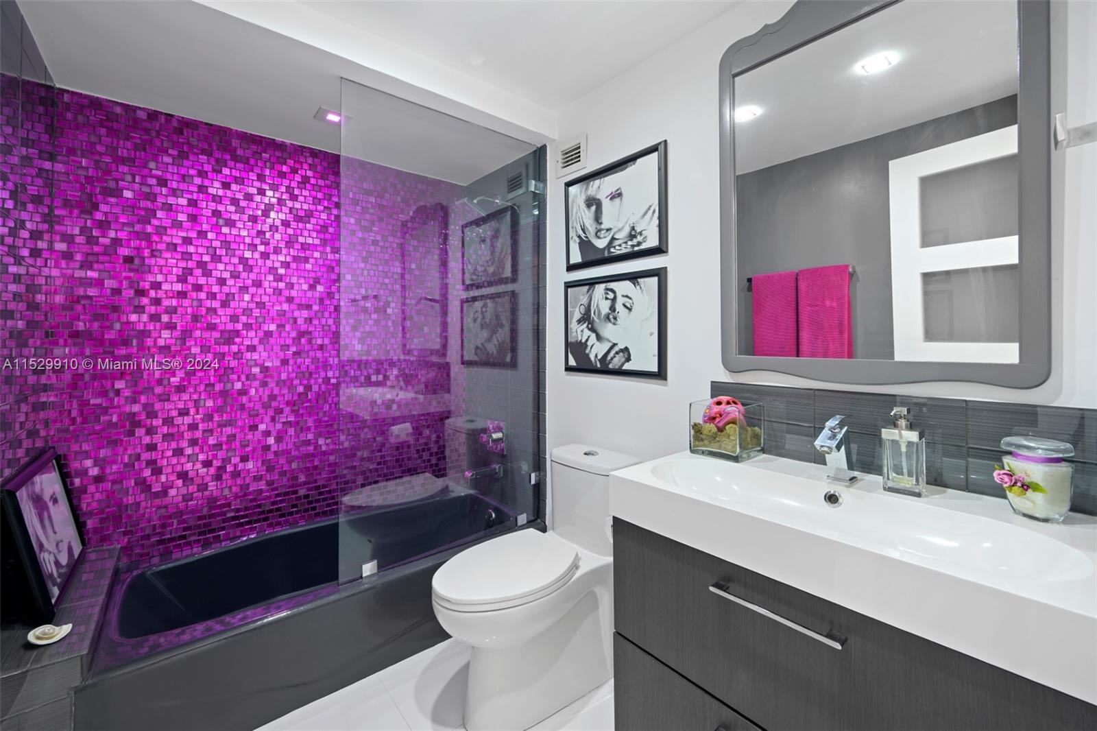 1600 S Ocean Dr 17H, Hollywood, Florida 33019, 2 Bedrooms Bedrooms, ,2 BathroomsBathrooms,Residential,For Sale,1600 S Ocean Dr 17H,A11529910