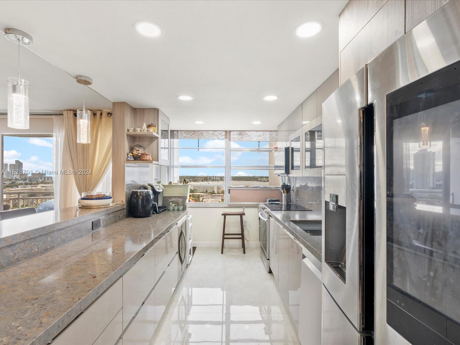 18071 Biscayne Blvd, Aventura, FL, 33160 United States, 4 Bedrooms Bedrooms, ,3 BathroomsBathrooms,Residential,For Sale,Biscayne Blvd,A11528701