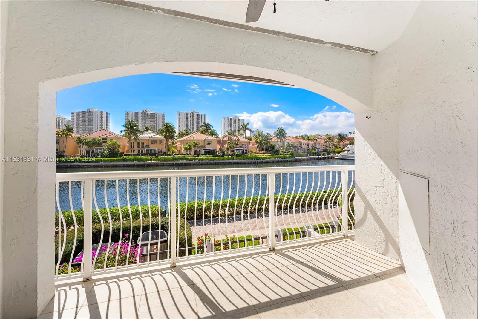 3730 209th Ter, Aventura, FL, 33180 United States, 3 Bedrooms Bedrooms, ,2 BathroomsBathrooms,Residential,For Sale,209th Ter,A11531831