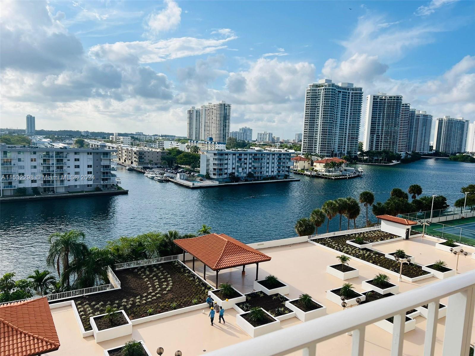 290  174th St #902 For Sale A11532298, FL