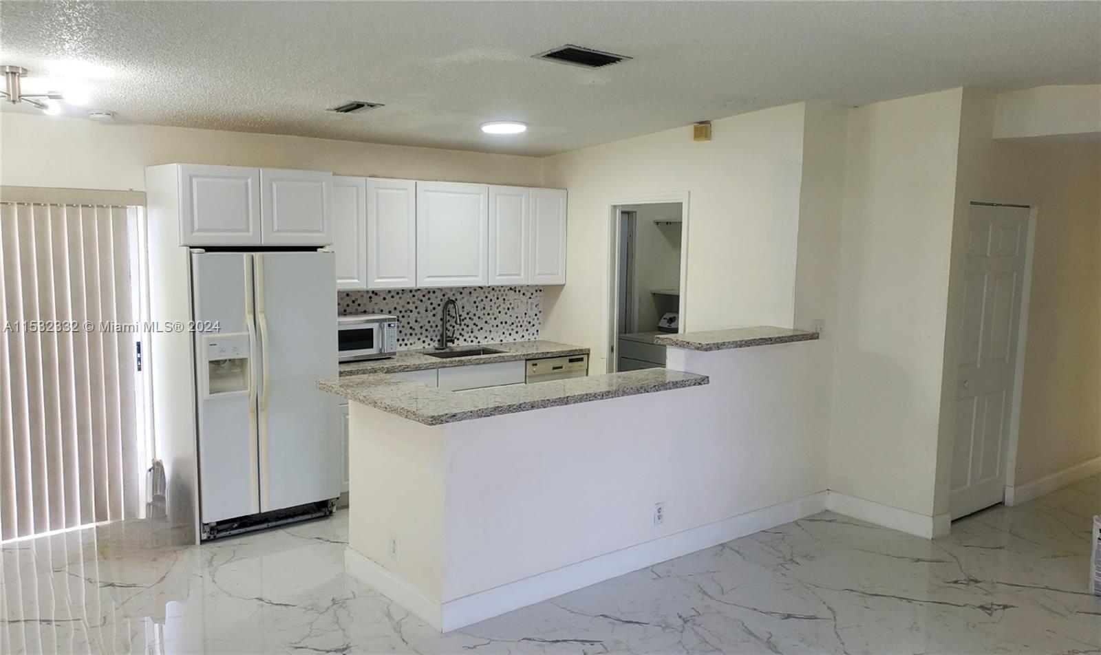 717 SW 79th Ter 0, North Lauderdale, Florida 33068, 3 Bedrooms Bedrooms, ,2 BathroomsBathrooms,Residentiallease,For Rent,717 SW 79th Ter 0,A11532332