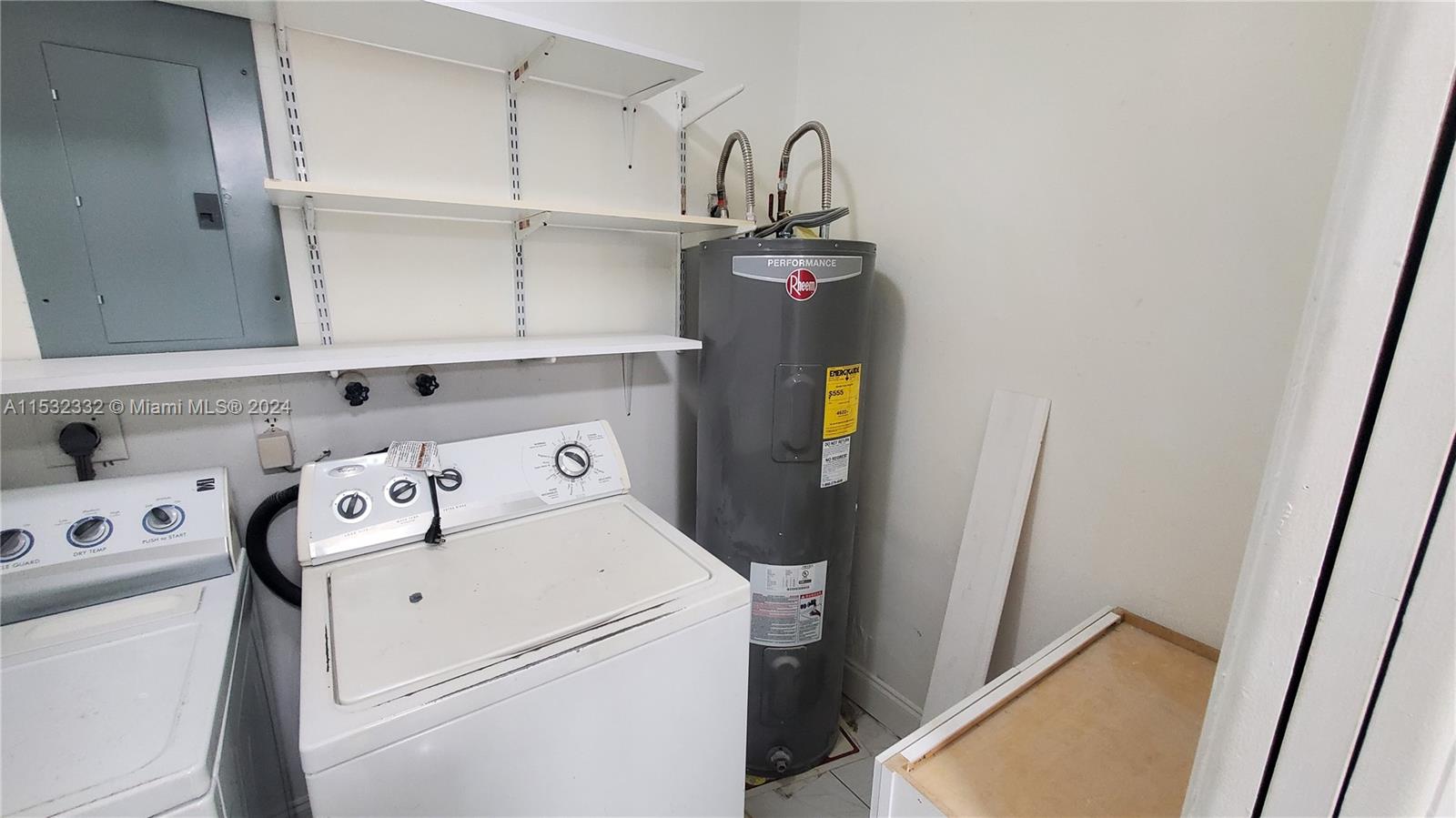 717 SW 79th Ter 0, North Lauderdale, Florida 33068, 3 Bedrooms Bedrooms, ,2 BathroomsBathrooms,Residentiallease,For Rent,717 SW 79th Ter 0,A11532332