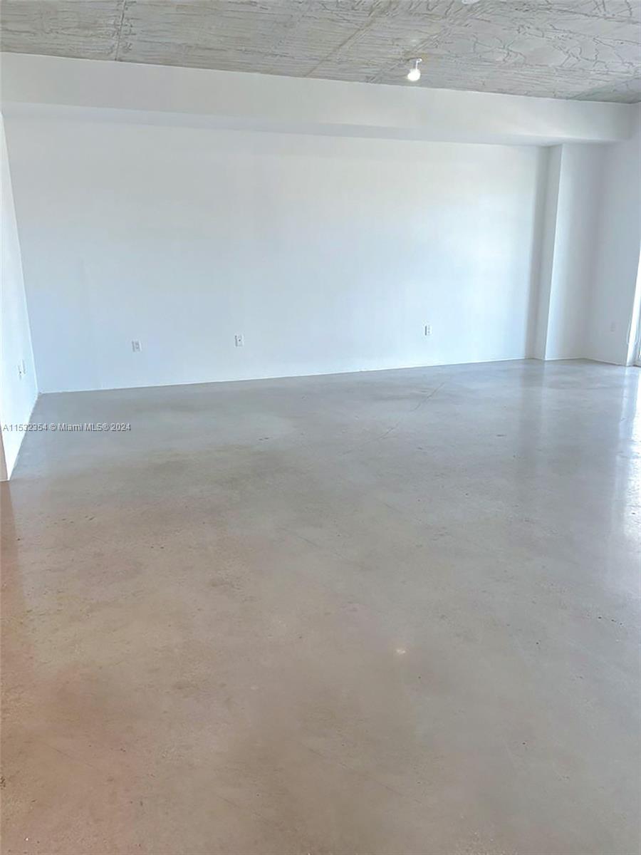 2700 N Miami Ave 304, Miami, Florida 33127, 1 Bedroom Bedrooms, ,1 BathroomBathrooms,Residentiallease,For Rent,2700 N Miami Ave 304,A11532354