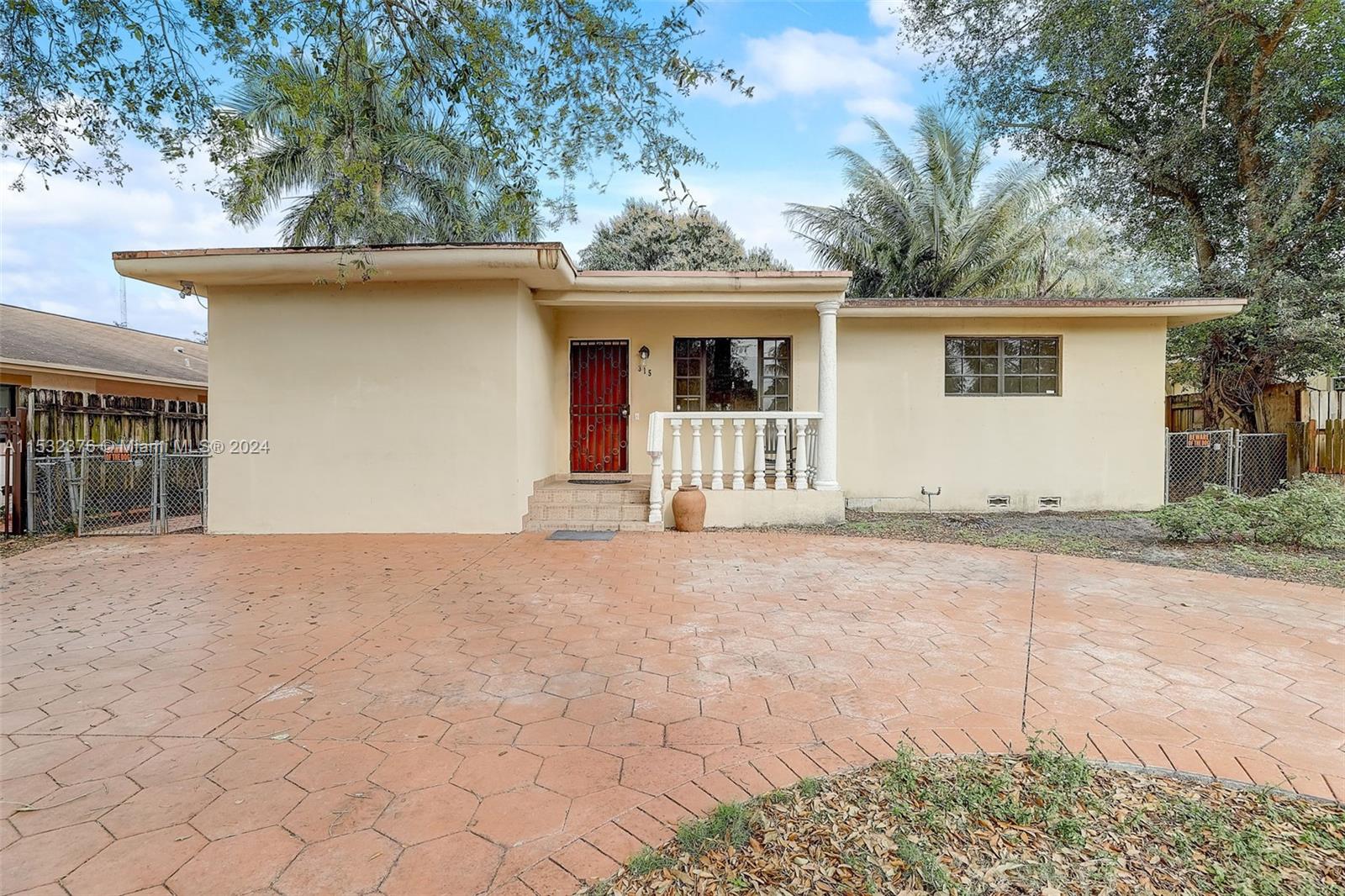 315 NE 160th Ter  For Sale A11532376, FL