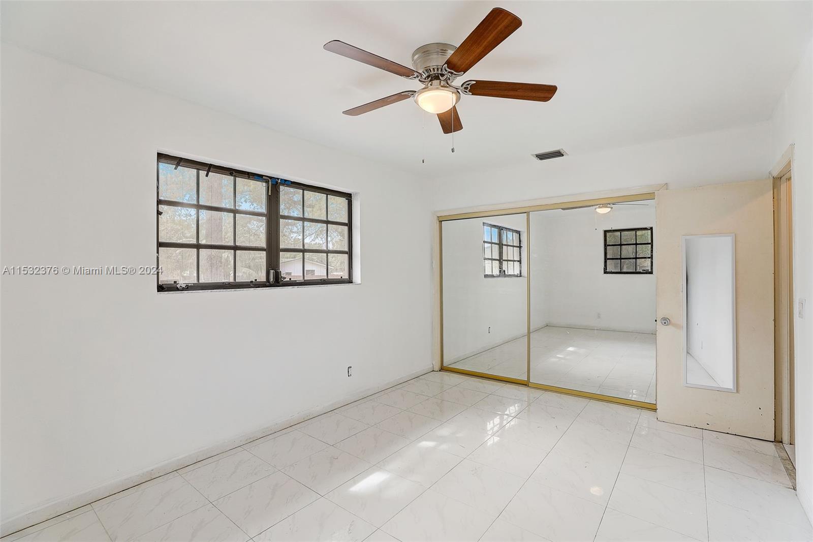 315 160th Ter, Miami, FL, 33162 United States, 3 Bedrooms Bedrooms, ,2 BathroomsBathrooms,Residential,For Sale,160th Ter,A11532376