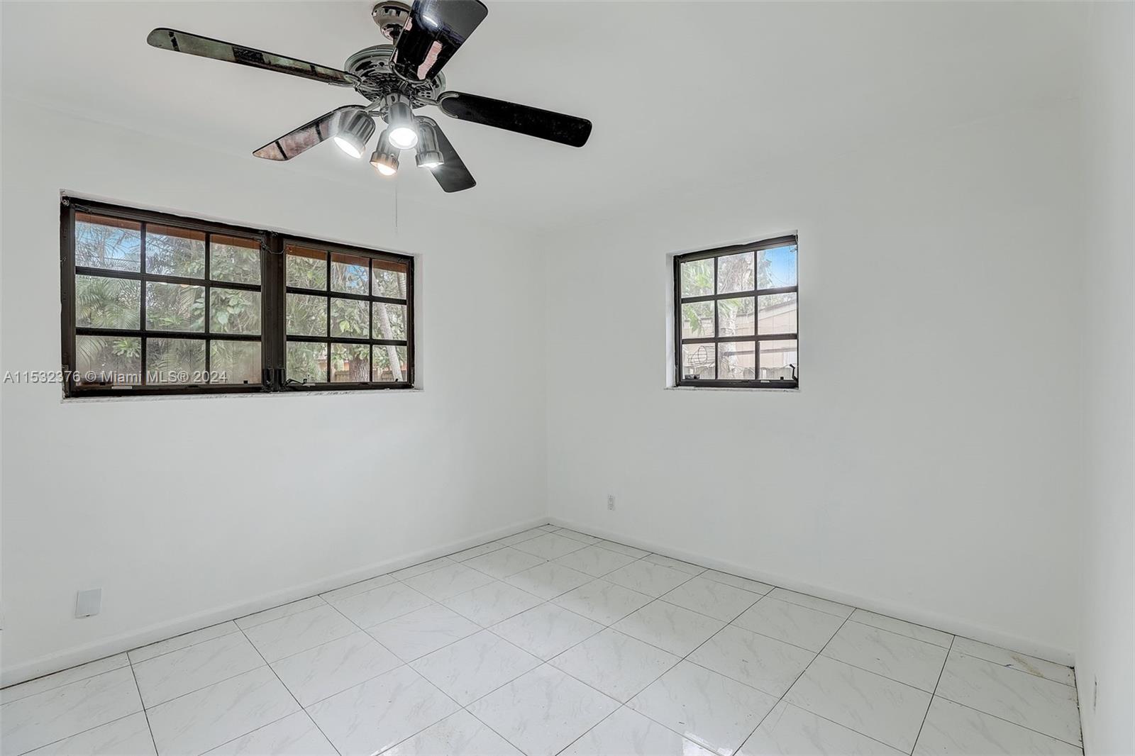 315 160th Ter, Miami, FL, 33162 United States, 3 Bedrooms Bedrooms, ,2 BathroomsBathrooms,Residential,For Sale,160th Ter,A11532376