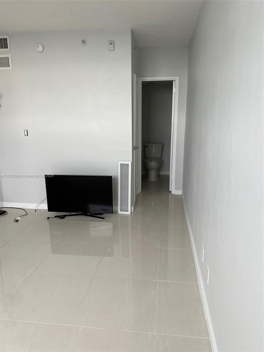 3000 S Ocean Dr 1416, Hollywood, Florida 33019, 1 Bedroom Bedrooms, ,1 BathroomBathrooms,Residentiallease,For Rent,3000 S Ocean Dr 1416,A11532389