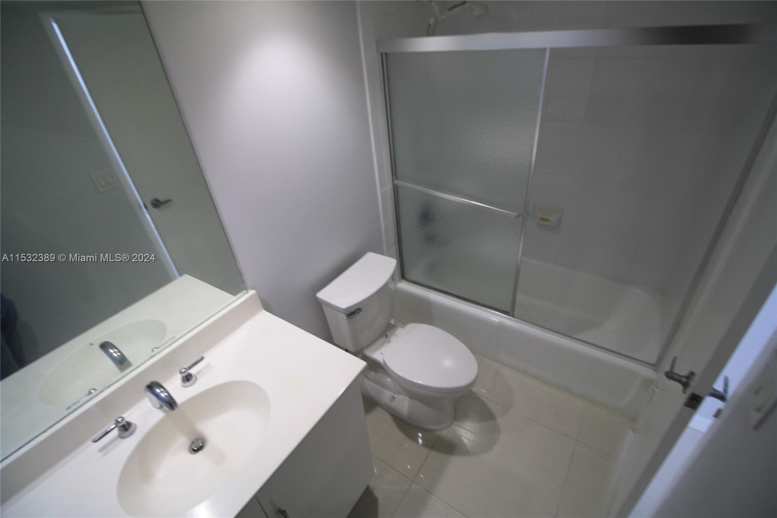 3000 S Ocean Dr 1416, Hollywood, Florida 33019, 1 Bedroom Bedrooms, ,1 BathroomBathrooms,Residentiallease,For Rent,3000 S Ocean Dr 1416,A11532389