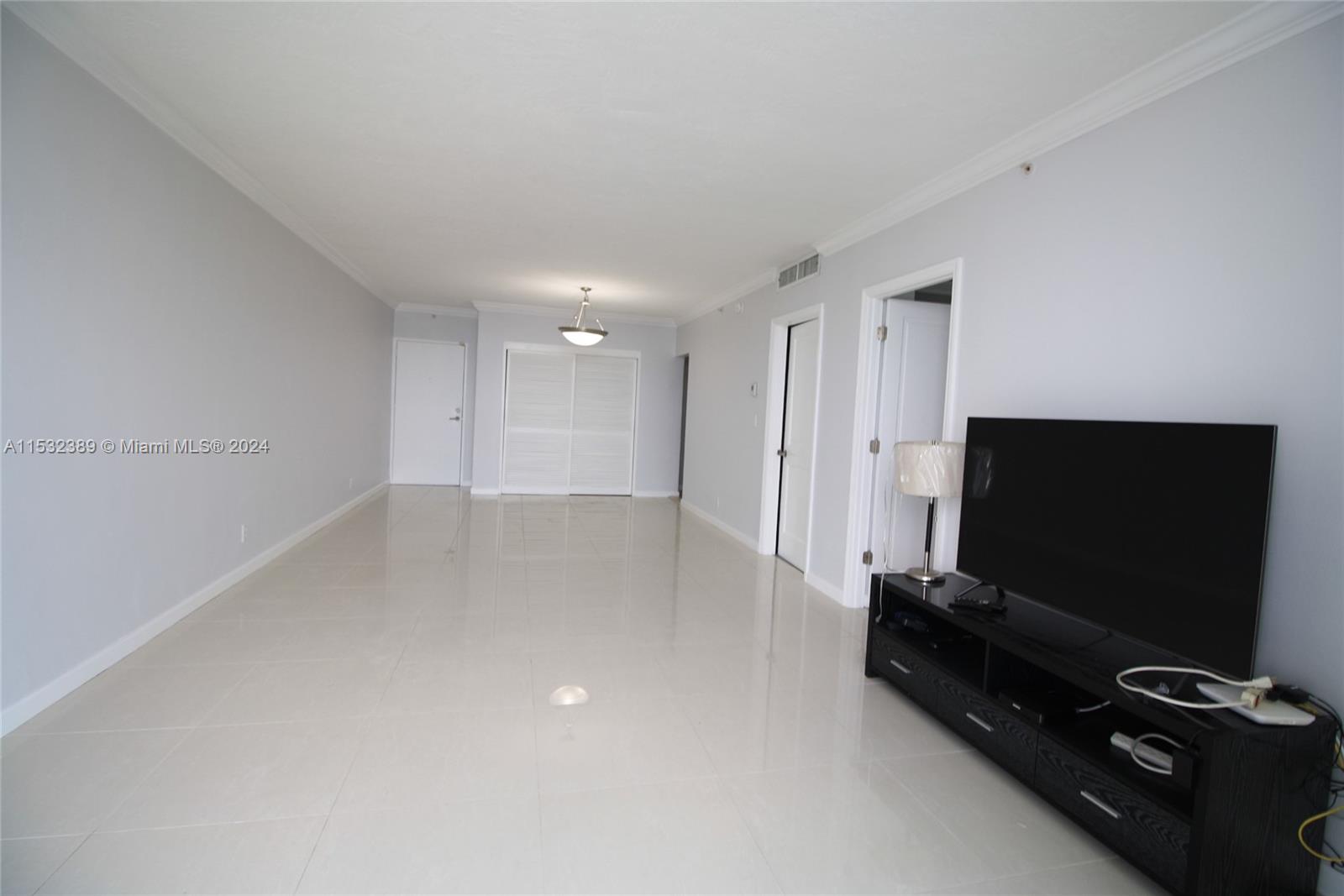 3000 S Ocean Dr 1416, Hollywood, Florida 33019, 1 Bedroom Bedrooms, ,1 BathroomBathrooms,Residentiallease,For Rent,3000 S Ocean Dr 1416,A11532389