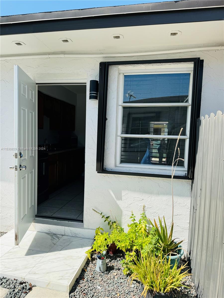 25423 SW 108th Ave 25423, Homestead, Florida 33032, 2 Bedrooms Bedrooms, ,1 BathroomBathrooms,Residentiallease,For Rent,25423 SW 108th Ave 25423,A11530829