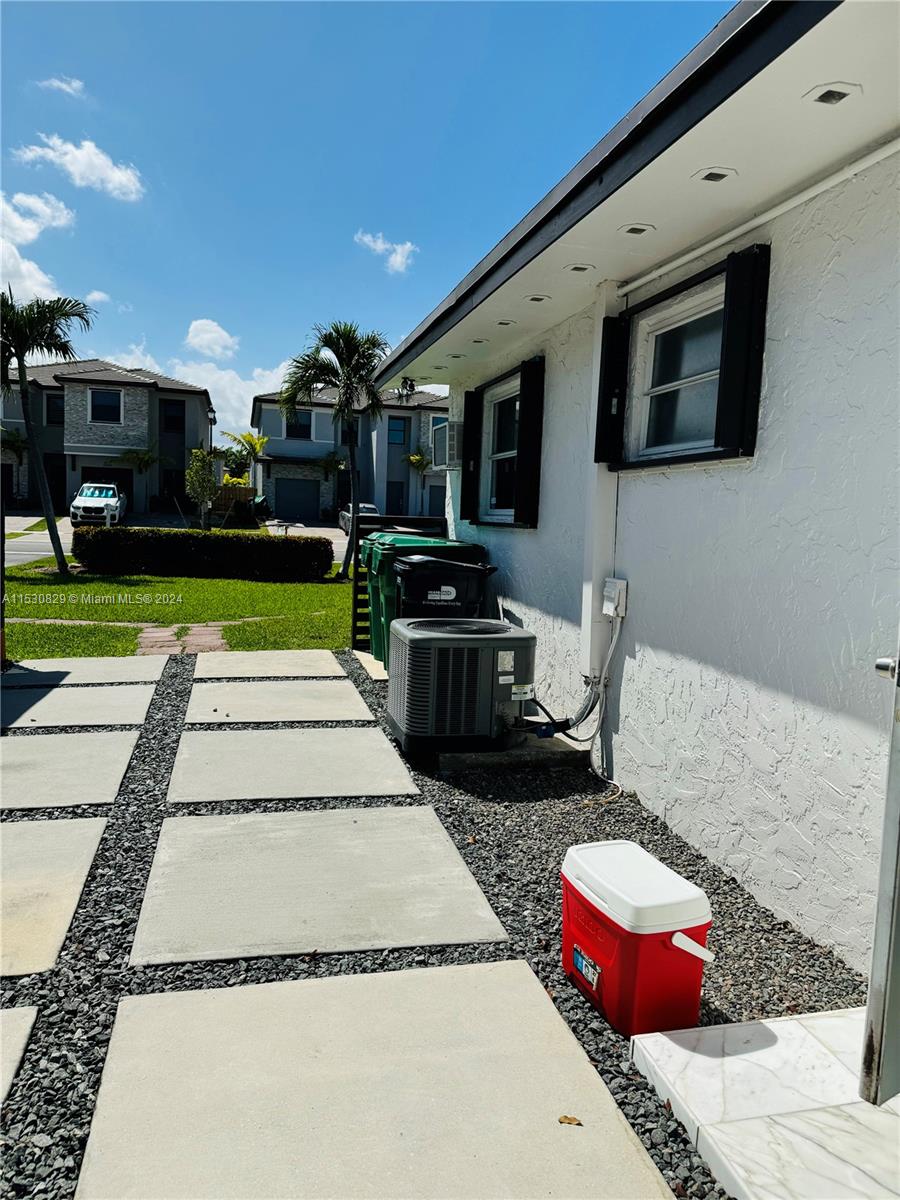 25423 SW 108th Ave 25423, Homestead, Florida 33032, 2 Bedrooms Bedrooms, ,1 BathroomBathrooms,Residentiallease,For Rent,25423 SW 108th Ave 25423,A11530829