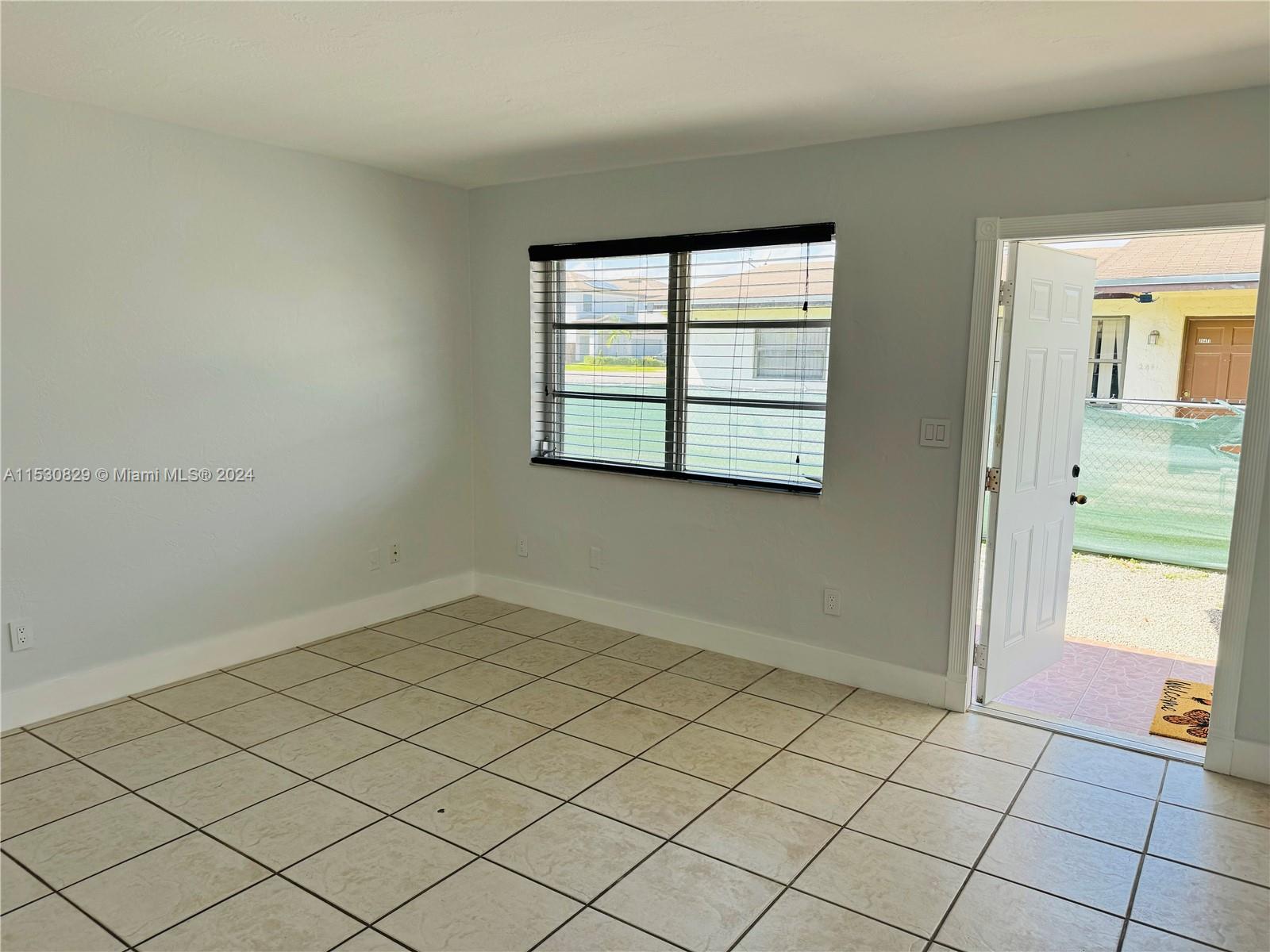 25423 SW 108th Ave 25423, Homestead, Florida 33032, 2 Bedrooms Bedrooms, ,1 BathroomBathrooms,Residentiallease,For Rent,25423 SW 108th Ave 25423,A11530829