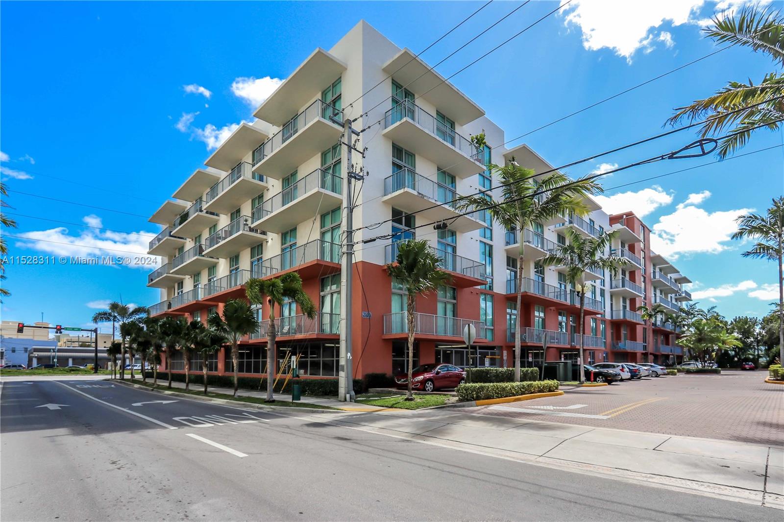 2100 Van Buren St 511, Hollywood, Florida 33020, 1 Bedroom Bedrooms, ,1 BathroomBathrooms,Residential,For Sale,2100 Van Buren St 511,A11528311