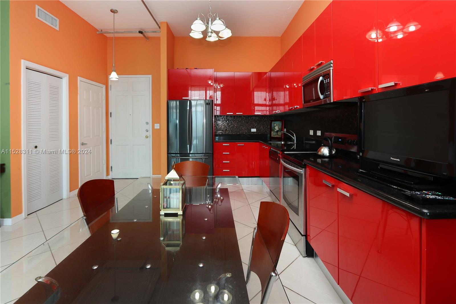 2100 Van Buren St 511, Hollywood, Florida 33020, 1 Bedroom Bedrooms, ,1 BathroomBathrooms,Residential,For Sale,2100 Van Buren St 511,A11528311