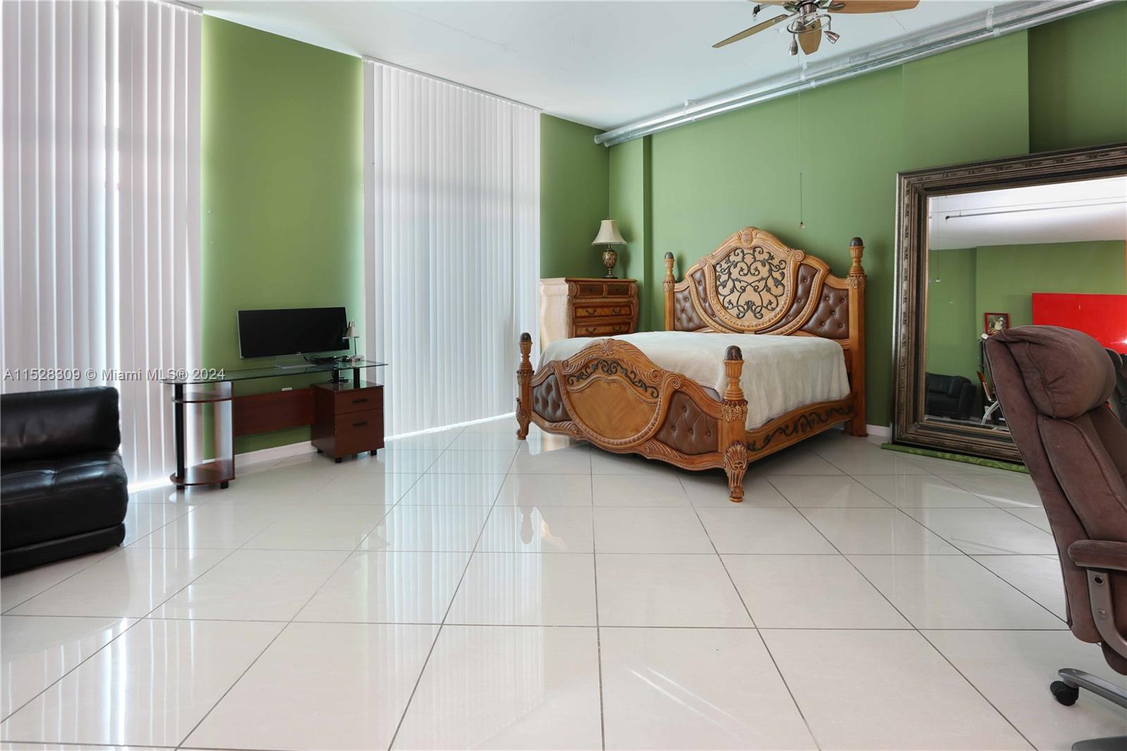 2100 Van Buren St 511, Hollywood, Florida 33020, 1 Bedroom Bedrooms, ,1 BathroomBathrooms,Residentiallease,For Rent,2100 Van Buren St 511,A11528309