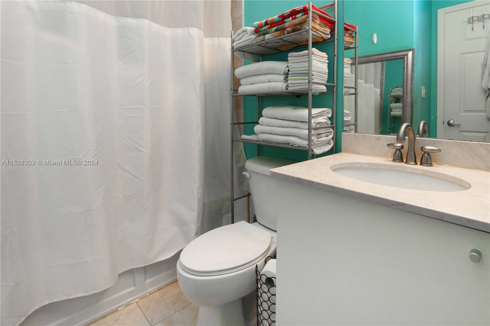 2100 Van Buren St 511, Hollywood, Florida 33020, 1 Bedroom Bedrooms, ,1 BathroomBathrooms,Residentiallease,For Rent,2100 Van Buren St 511,A11528309