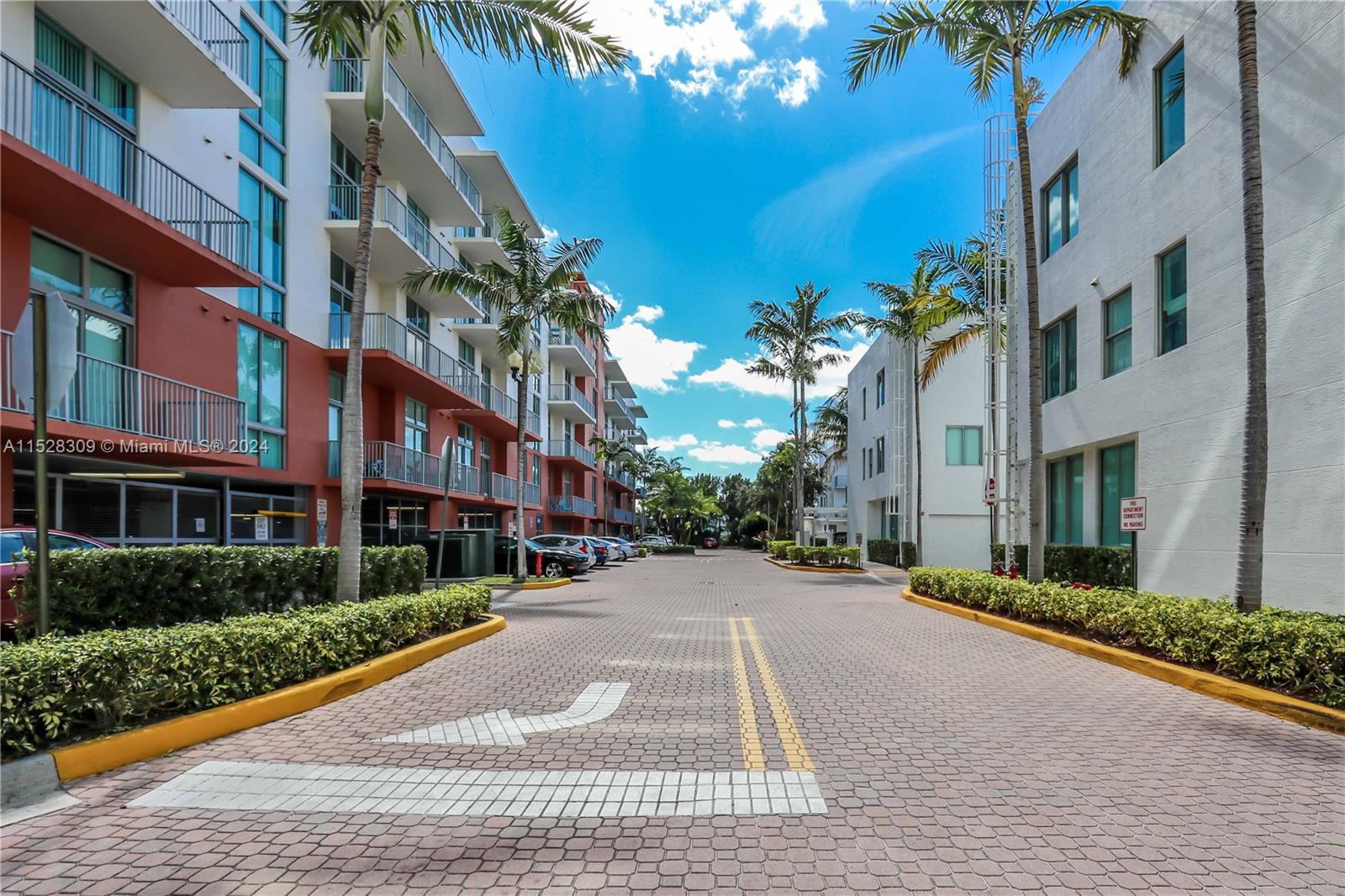 2100 Van Buren St 511, Hollywood, Florida 33020, 1 Bedroom Bedrooms, ,1 BathroomBathrooms,Residentiallease,For Rent,2100 Van Buren St 511,A11528309