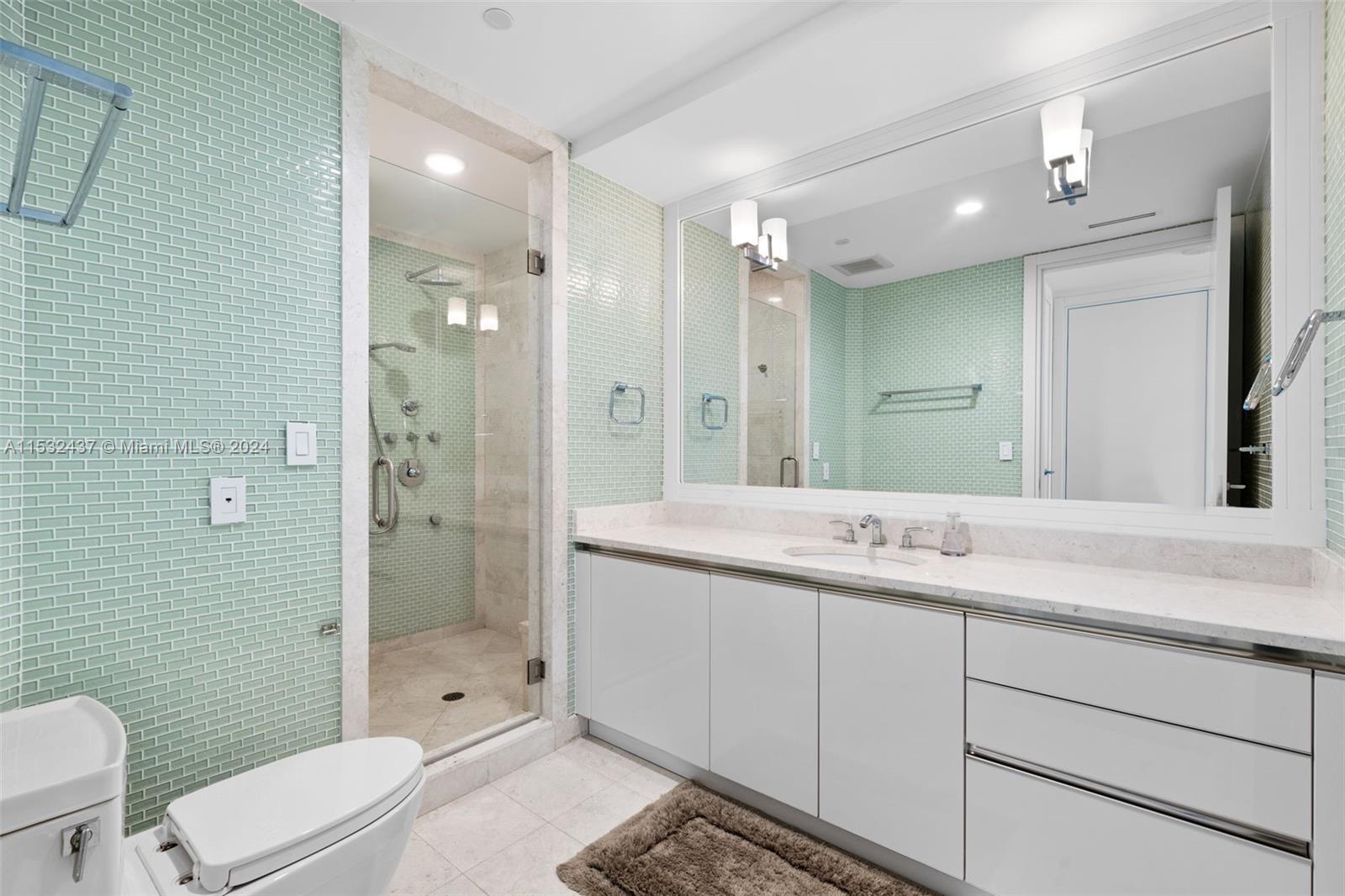 16047 Collins Ave 2202, Sunny Isles Beach, Florida 33160, 2 Bedrooms Bedrooms, ,2 BathroomsBathrooms,Residentiallease,For Rent,16047 Collins Ave 2202,A11532437