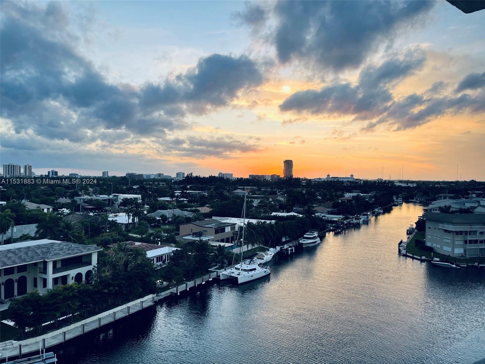 401 Golden Isles Dr 903, Hallandale Beach, Florida 33009, 2 Bedrooms Bedrooms, ,2 BathroomsBathrooms,Residentiallease,For Rent,401 Golden Isles Dr 903,A11531883