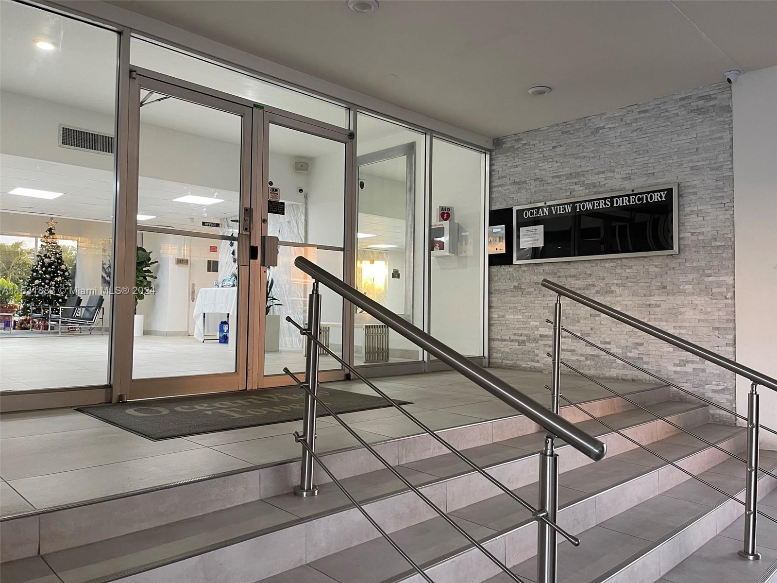 401 Golden Isles Dr 903, Hallandale Beach, Florida 33009, 2 Bedrooms Bedrooms, ,2 BathroomsBathrooms,Residentiallease,For Rent,401 Golden Isles Dr 903,A11531883