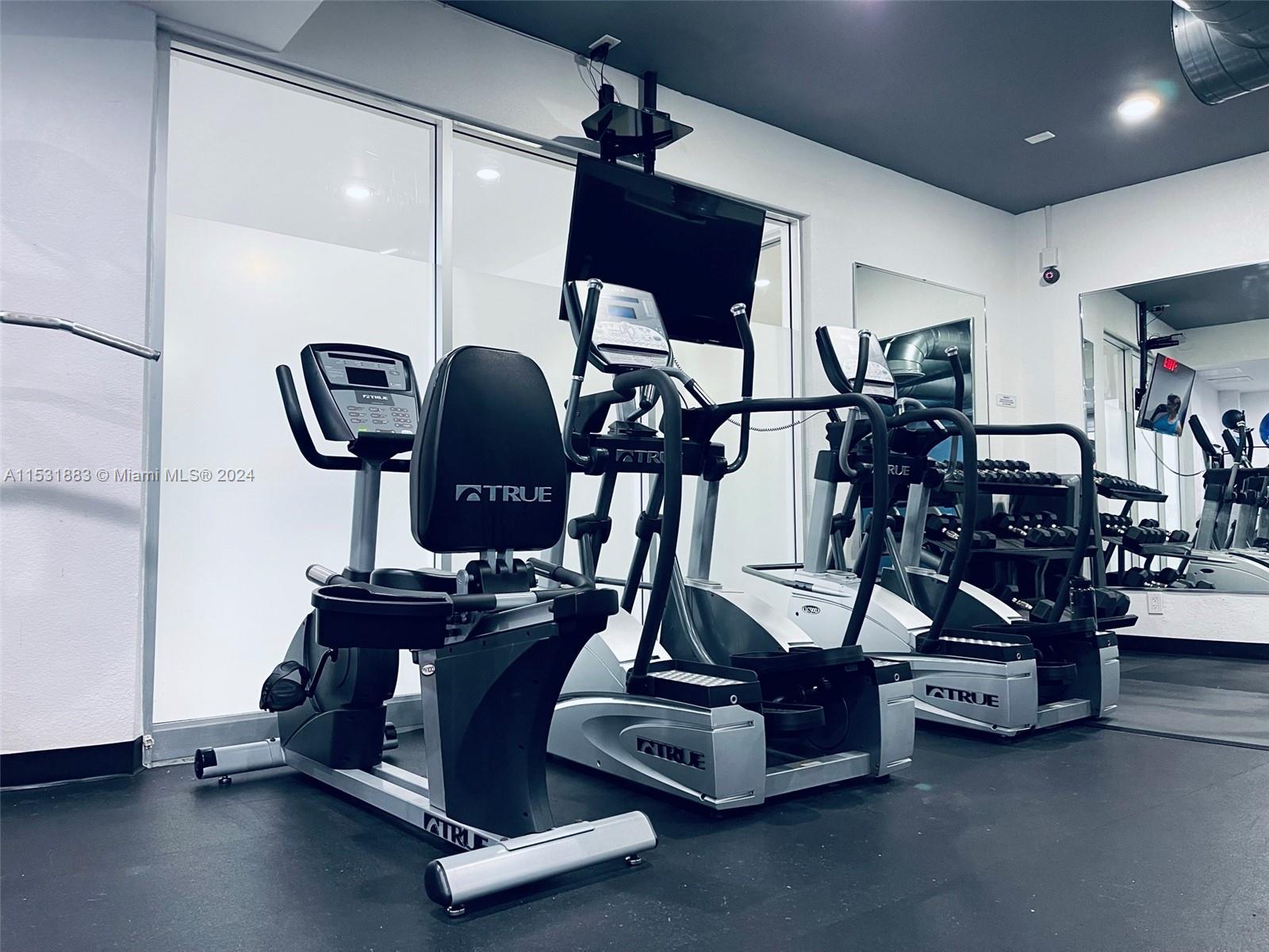 401 Golden Isles Dr 903, Hallandale Beach, Florida 33009, 2 Bedrooms Bedrooms, ,2 BathroomsBathrooms,Residentiallease,For Rent,401 Golden Isles Dr 903,A11531883