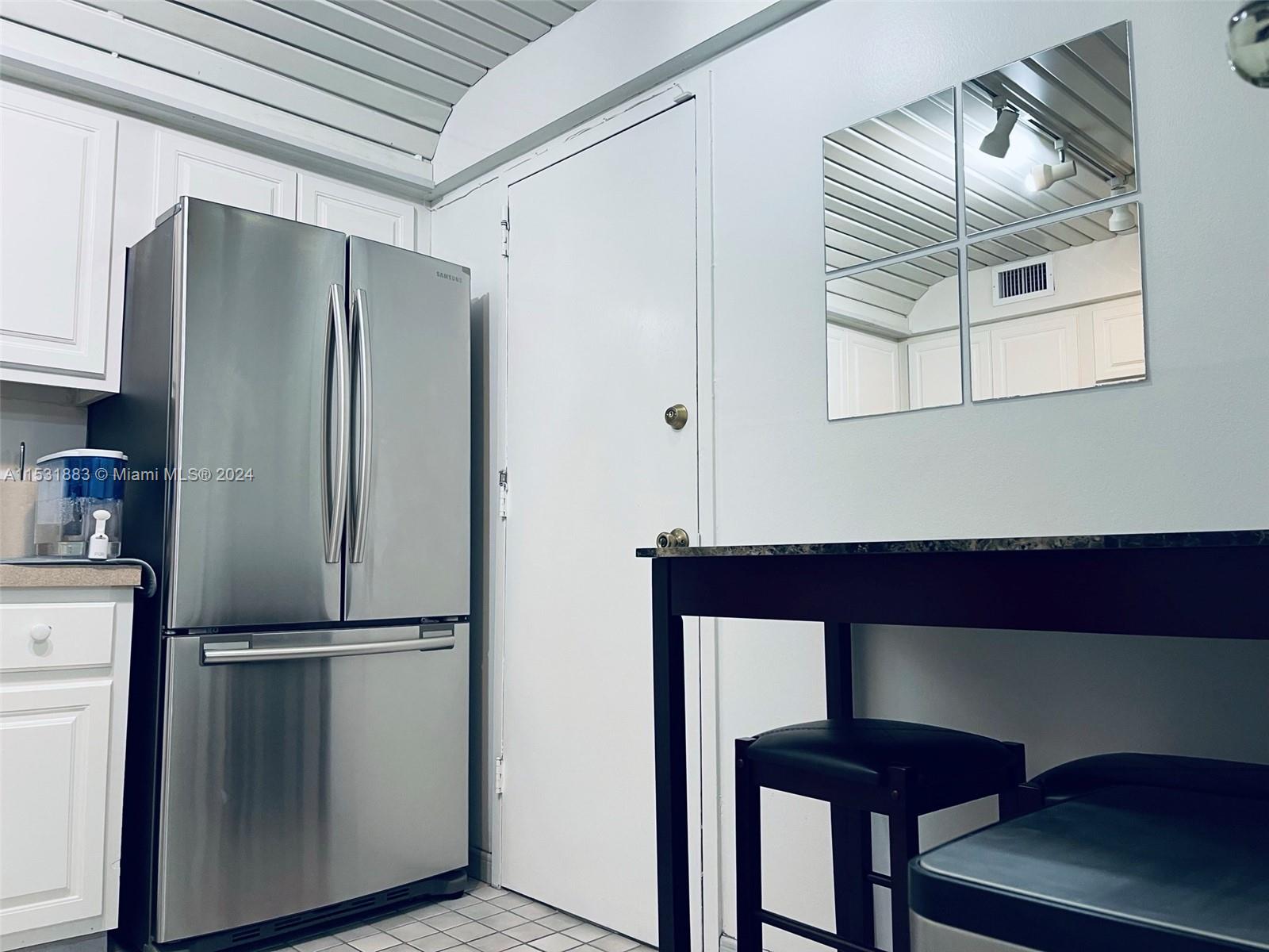 401 Golden Isles Dr 903, Hallandale Beach, Florida 33009, 2 Bedrooms Bedrooms, ,2 BathroomsBathrooms,Residentiallease,For Rent,401 Golden Isles Dr 903,A11531883