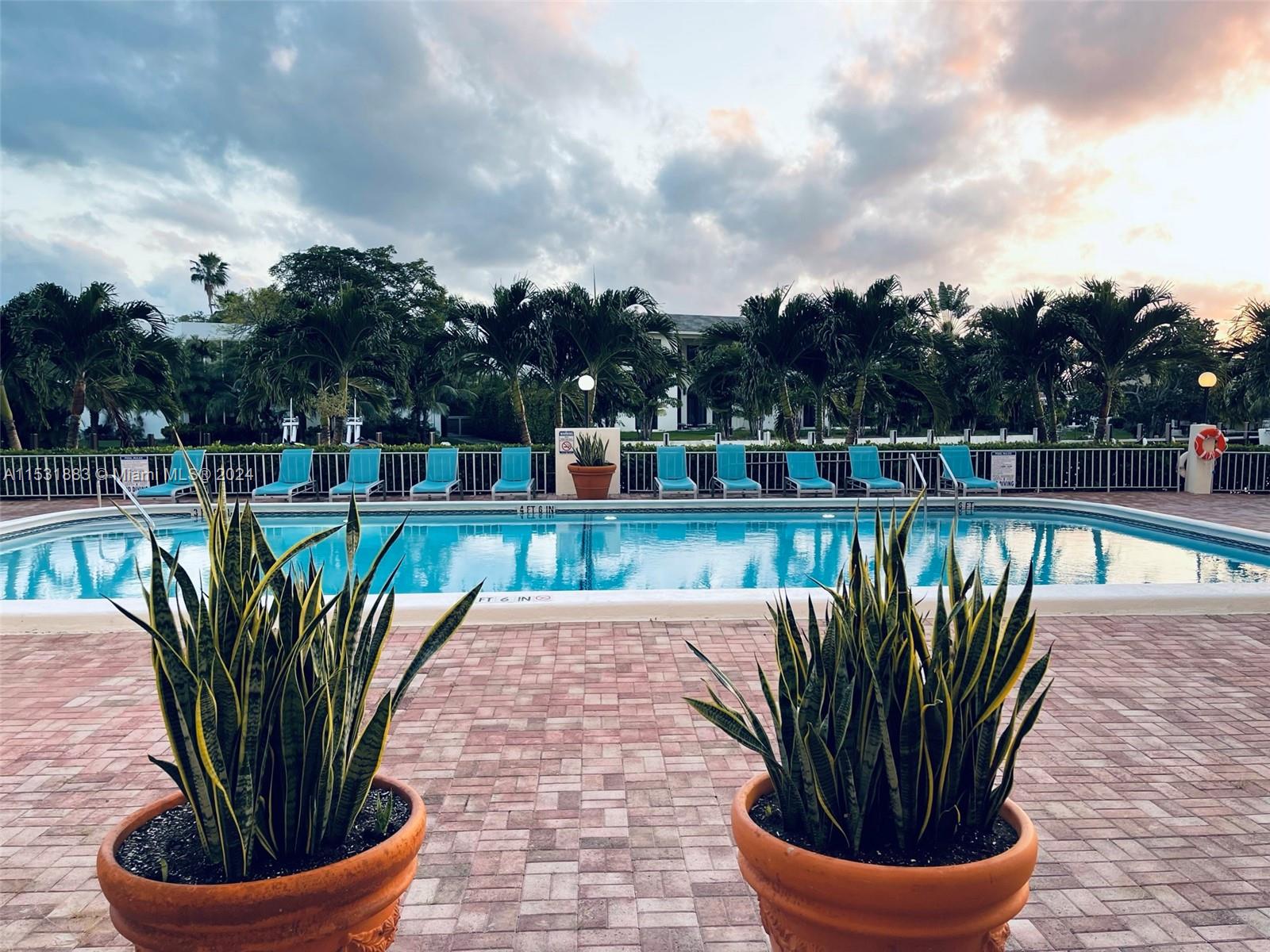 401 Golden Isles Dr 903, Hallandale Beach, Florida 33009, 2 Bedrooms Bedrooms, ,2 BathroomsBathrooms,Residentiallease,For Rent,401 Golden Isles Dr 903,A11531883