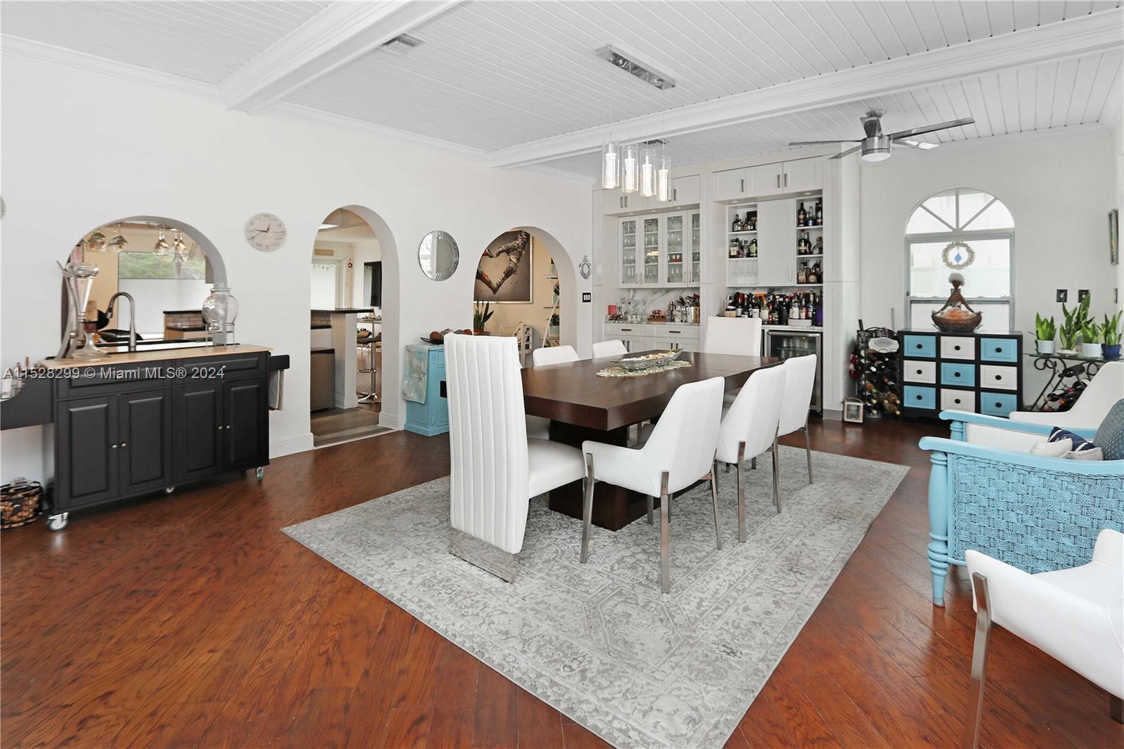 812 Johnson St, Hollywood, Florida 33019, 3 Bedrooms Bedrooms, ,2 BathroomsBathrooms,Residential,For Sale,812 Johnson St,A11528299